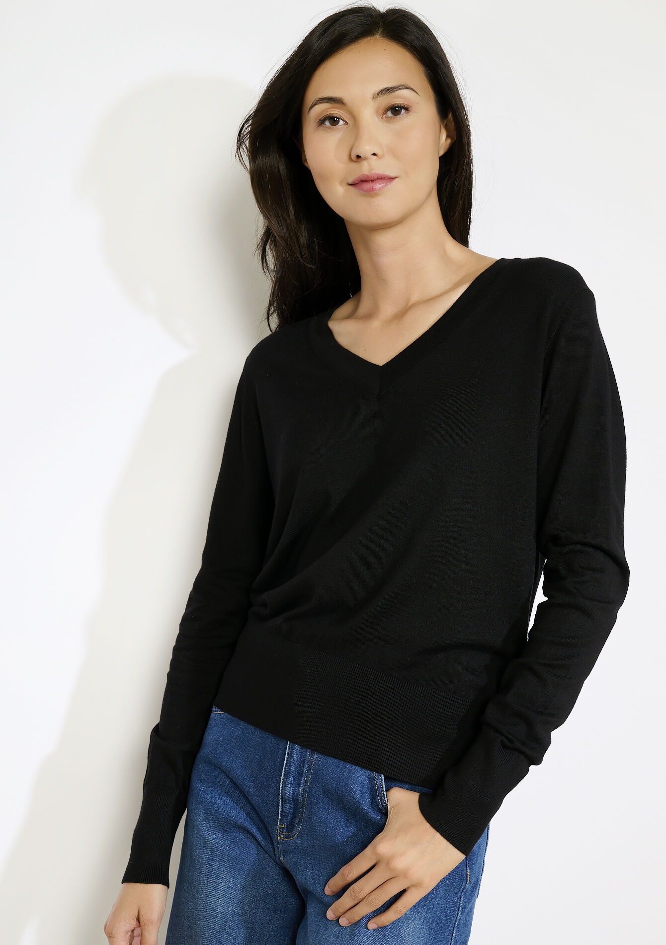 V-hals trui met knoopjes - BLACK - 04006975_1119