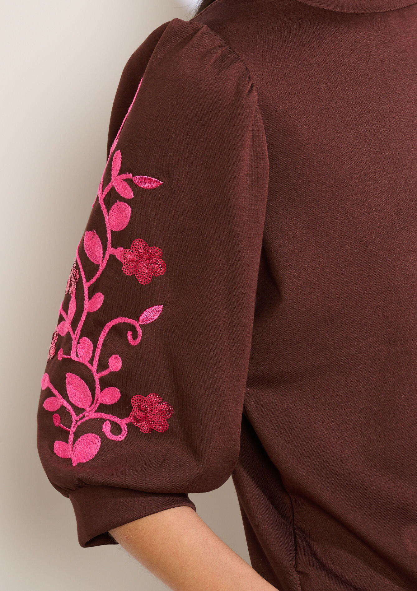 Sweater met borduursel en pailletten, Sweater met borduursel en pailletten - BROWN DARK CHOCOLATE - 03001804_3720