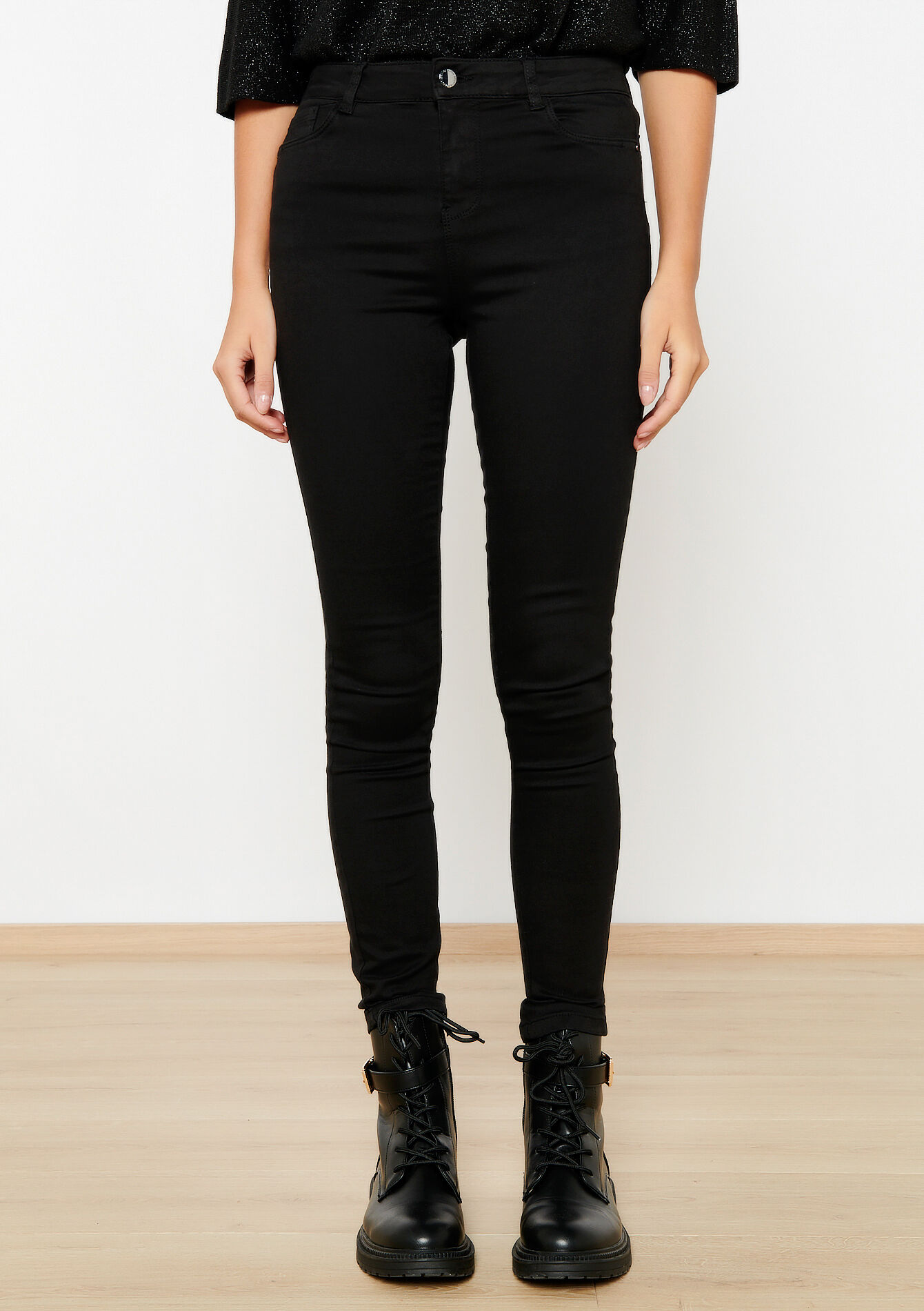 Skinny trousers with push-up, Skinny trousers with push-up - BLACK - 06004402_1119