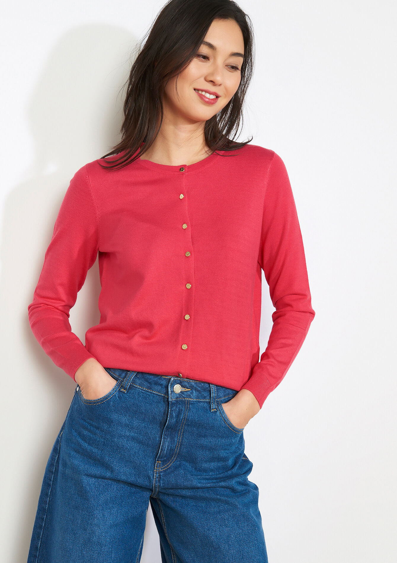 Buttoned roundneck cardigan - RED FRAMBOISE - 04101358_1496