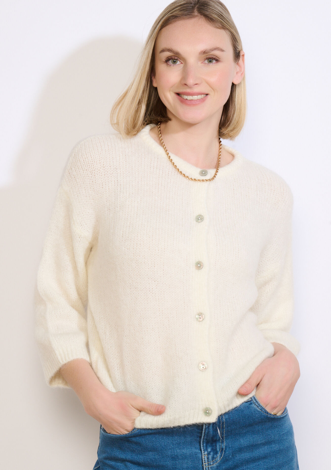 Minimalistisch vest met knopen - VANILLA WHITE - 04101446_1013