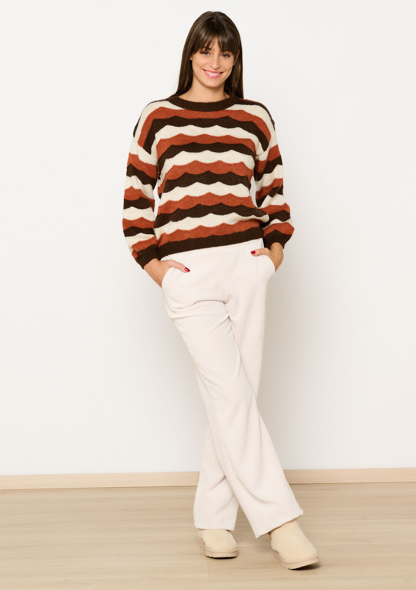 Sweater with colour block - CAMEL - 04006764_950