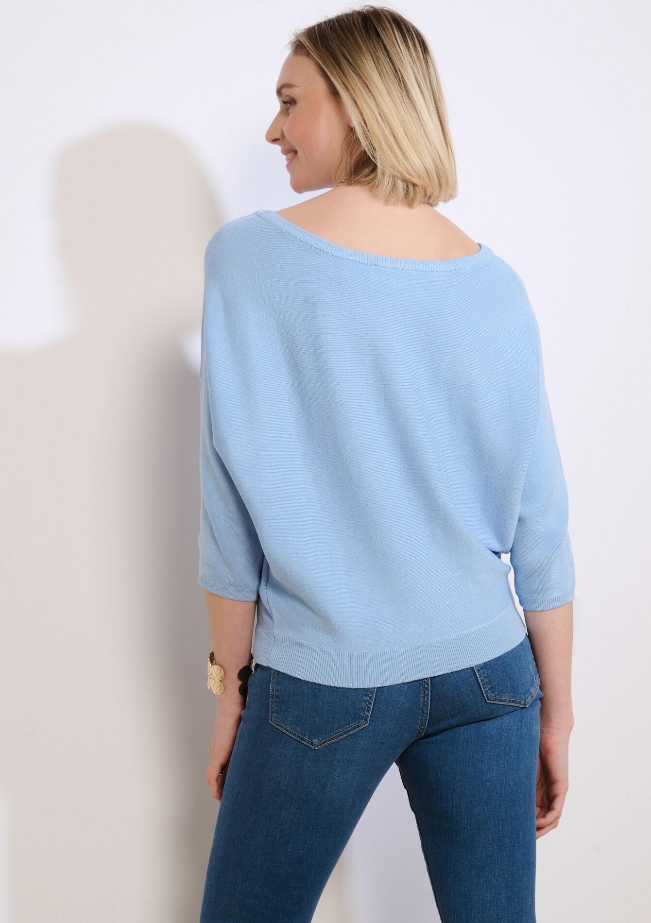 Losse trui met boothals - BLUE PASTEL - 04007018_3003