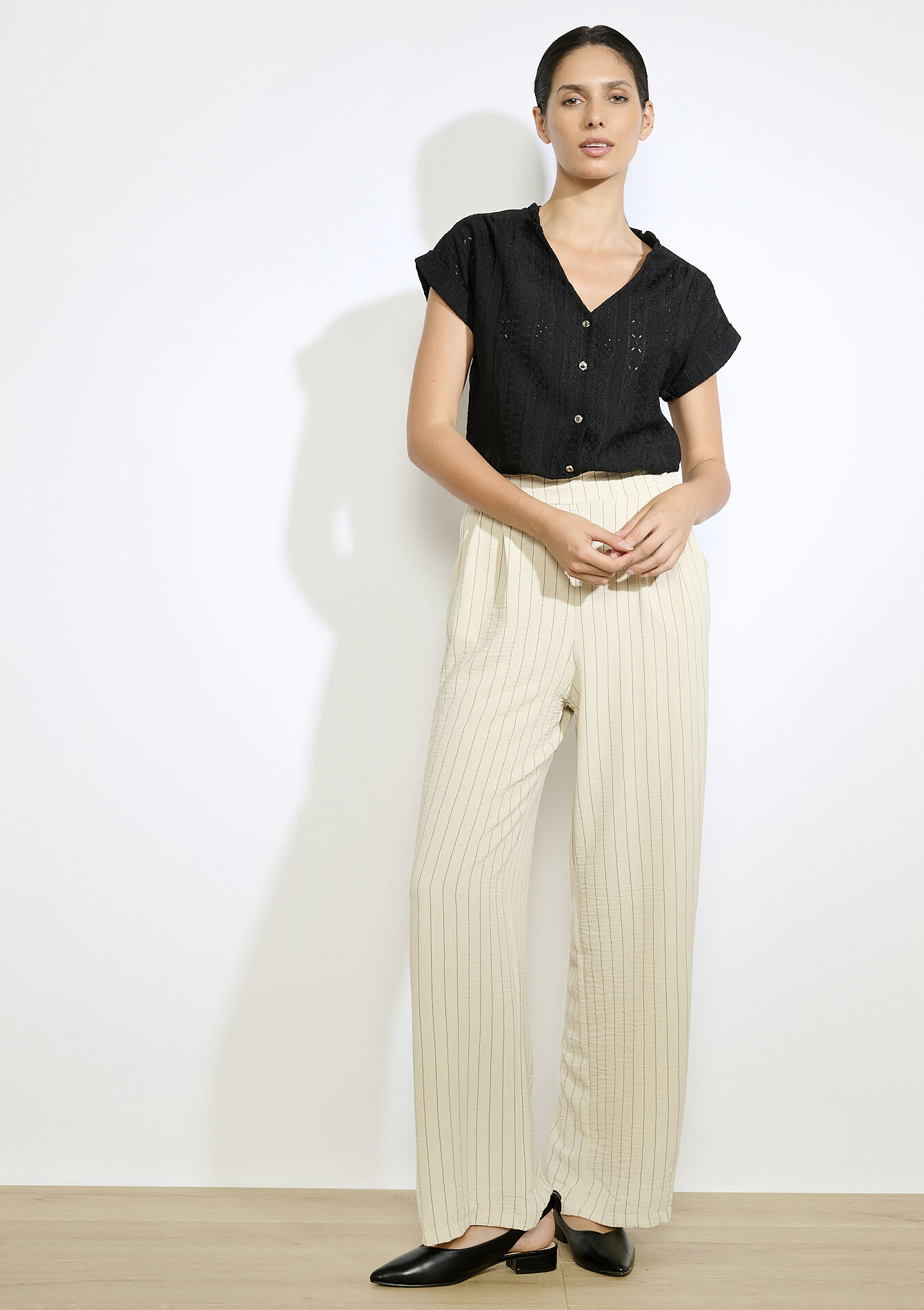 T-shirt with embroidery, T-shirt with embroidery - OFFWHITE - 02301754