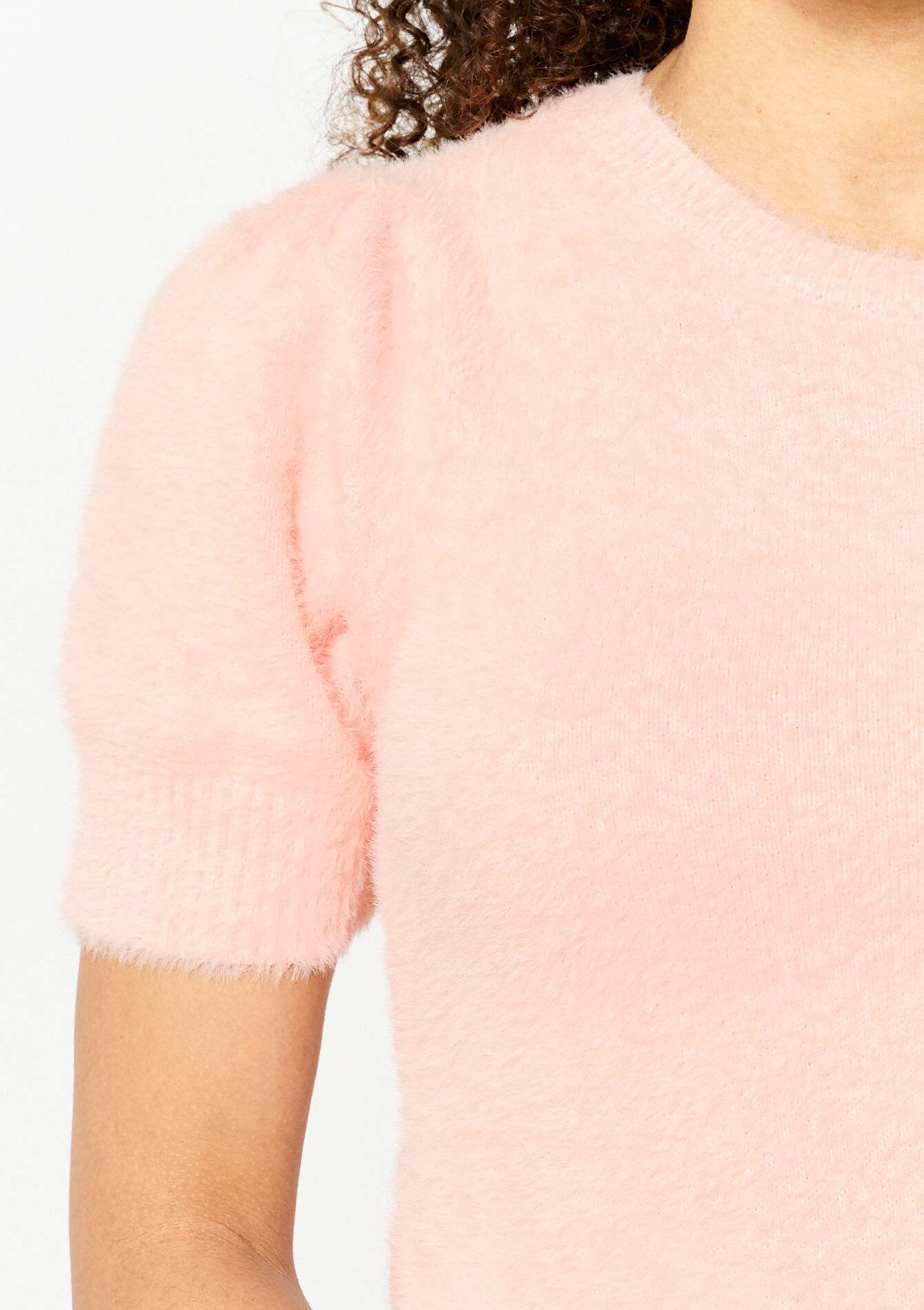 Pull en maille poilue à manches courtes, Pull en maille poilue à manches courtes - NUDE LOTUS - 04006825_4118