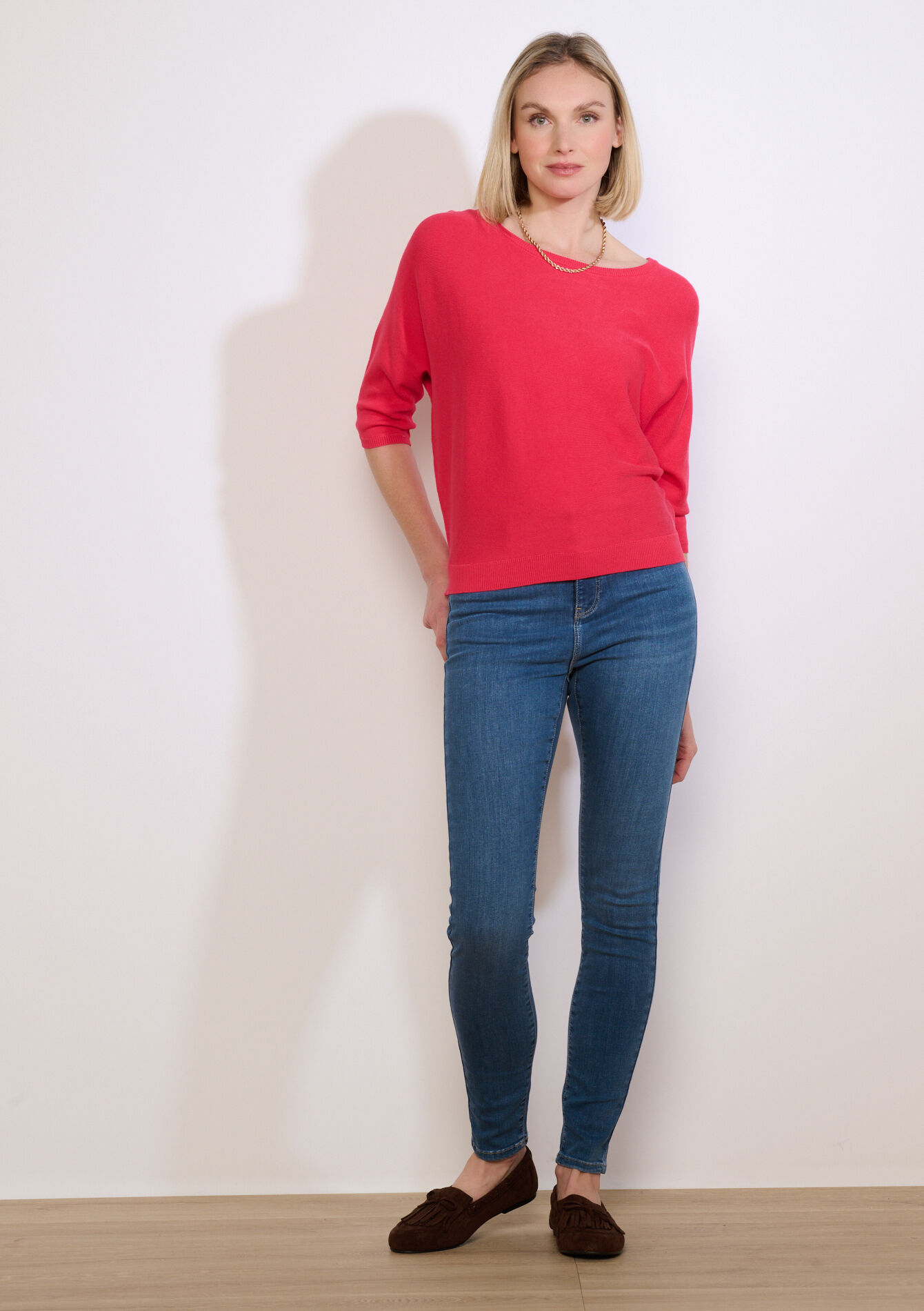 Losse trui met boothals - RED FRAMBOISE - 04007018_1496