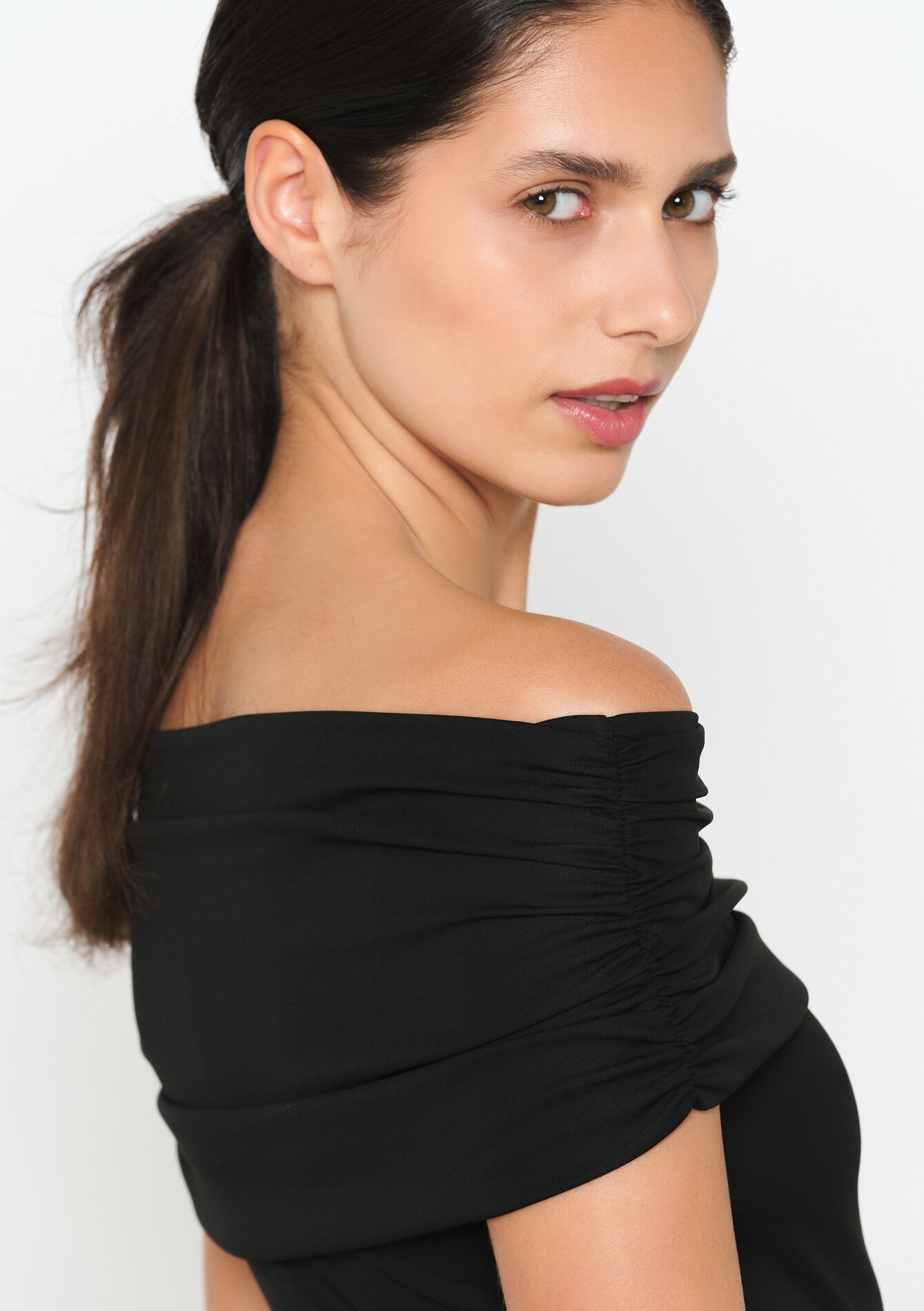 Robe avec épaules dénudées - BLACK - 08103559_1119