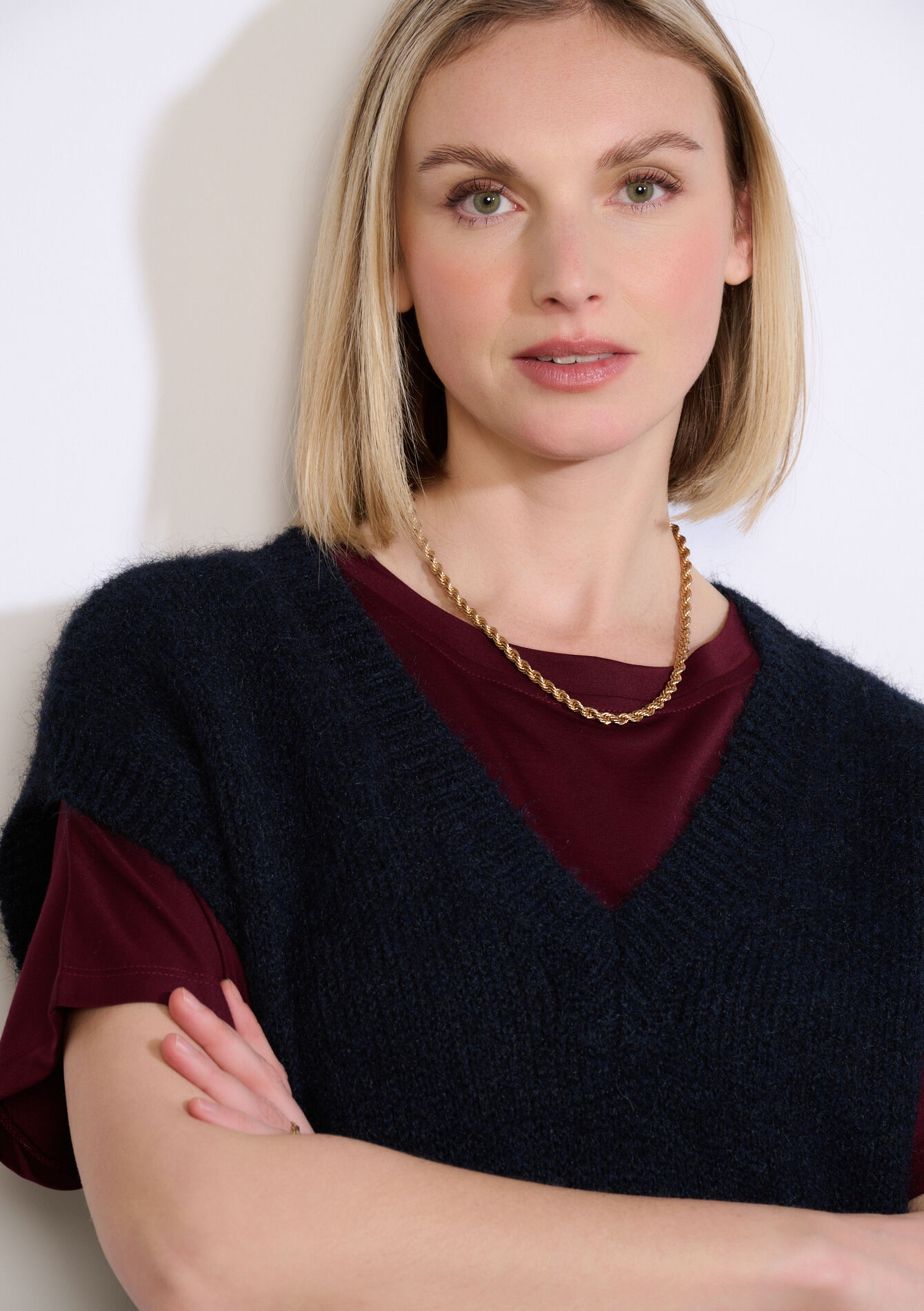 Mouwloze V-hals trui - NAVY BASIC - 04007196_2723