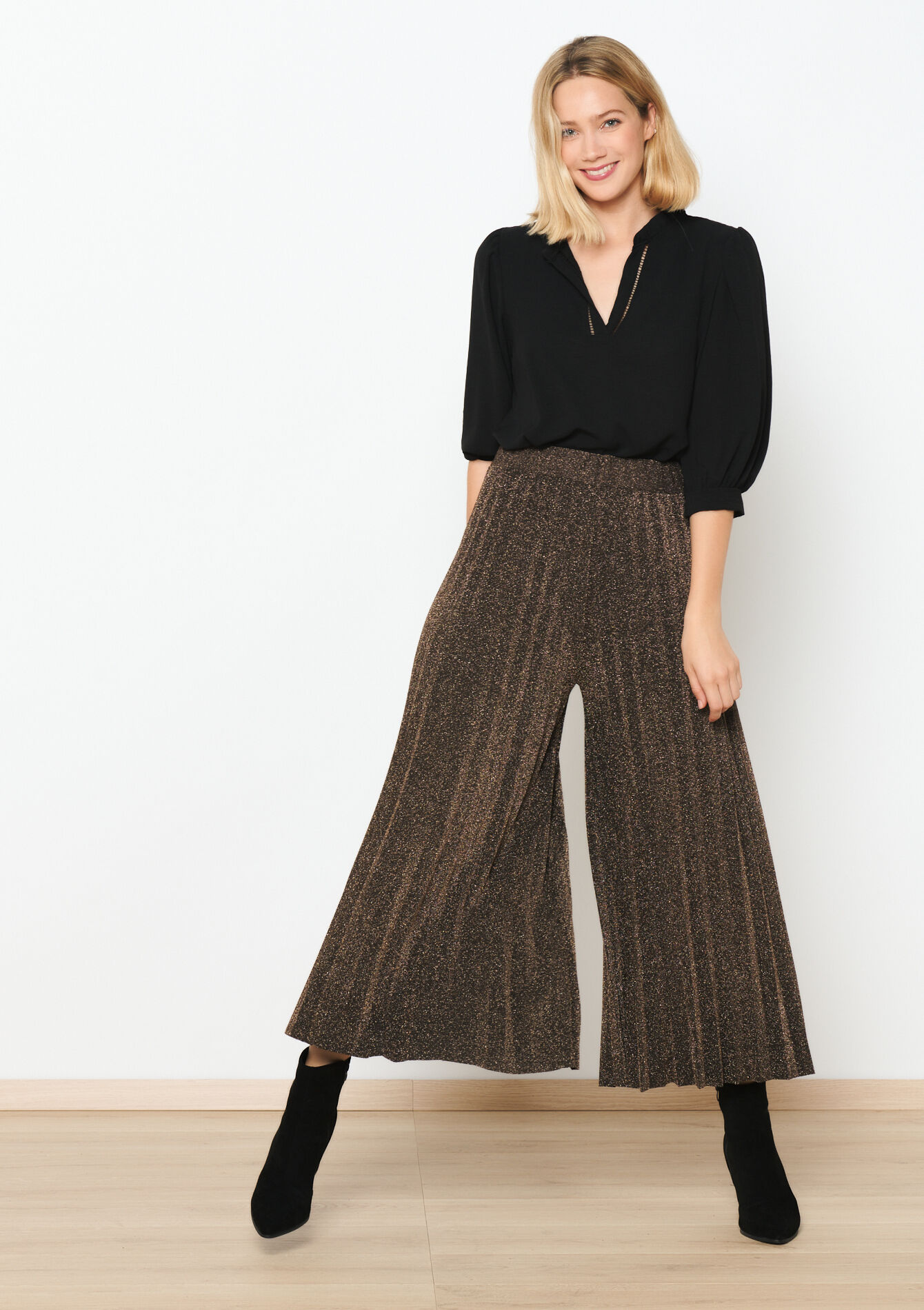 Wide pleated trousers, Wide pleated trousers - CARAMEL - 06600813_1953