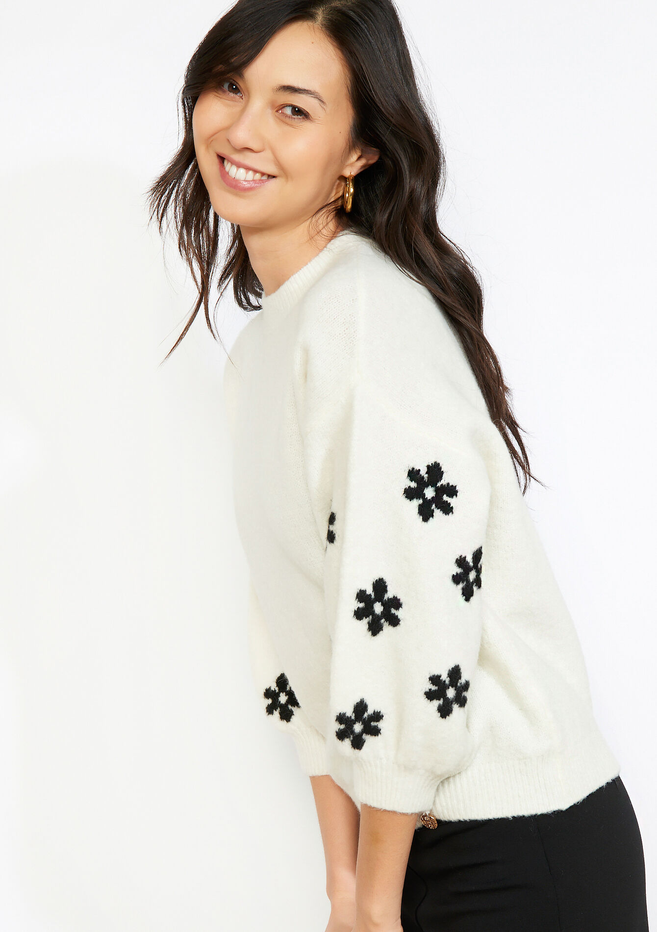 Trui met jacquardbloemen - VANILLA WHITE - 04007215_1013