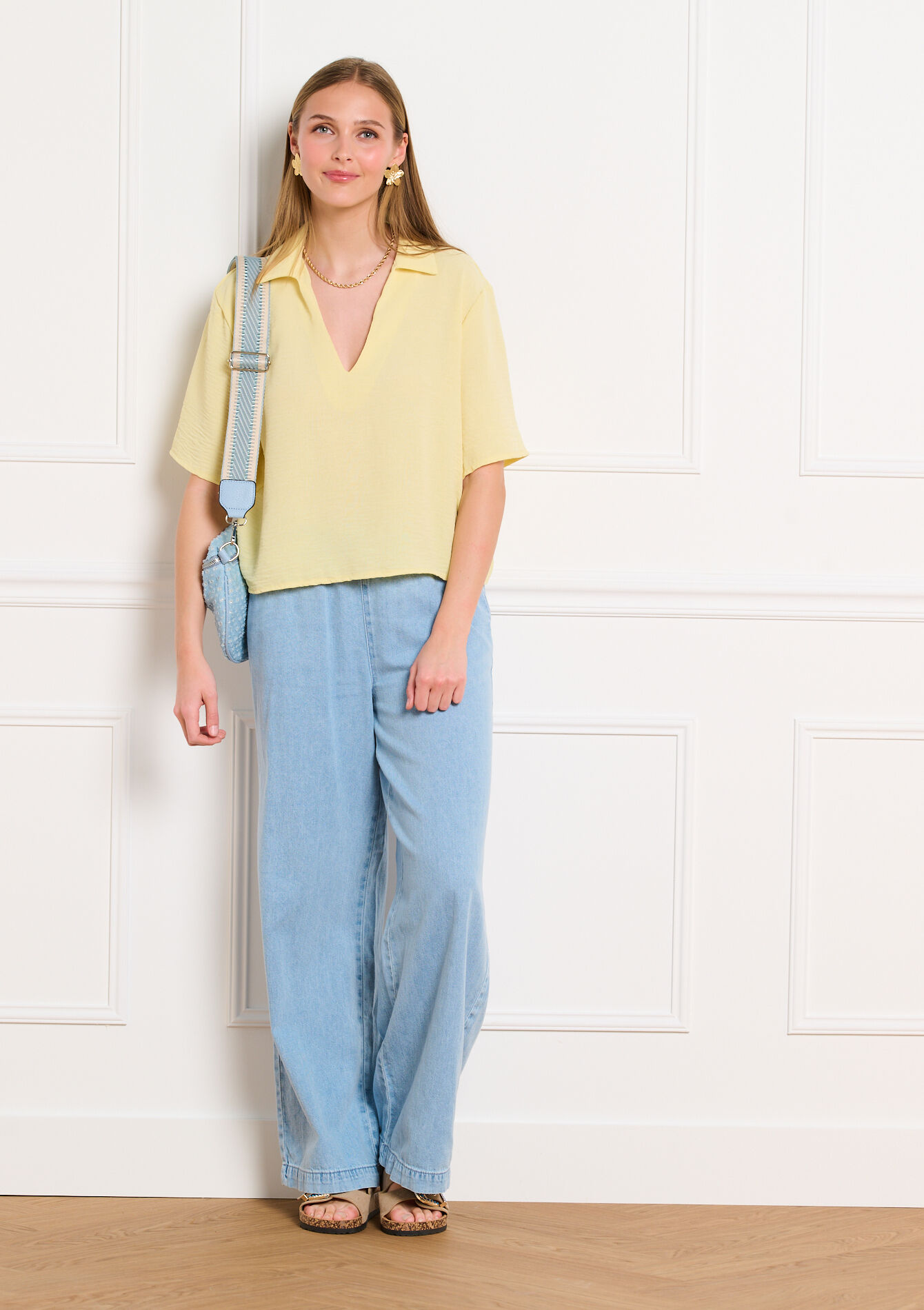 Vloeiende blouse met polokraag, Vloeiende blouse met polokraag - YELLOW PASTEL - 05703062_5004