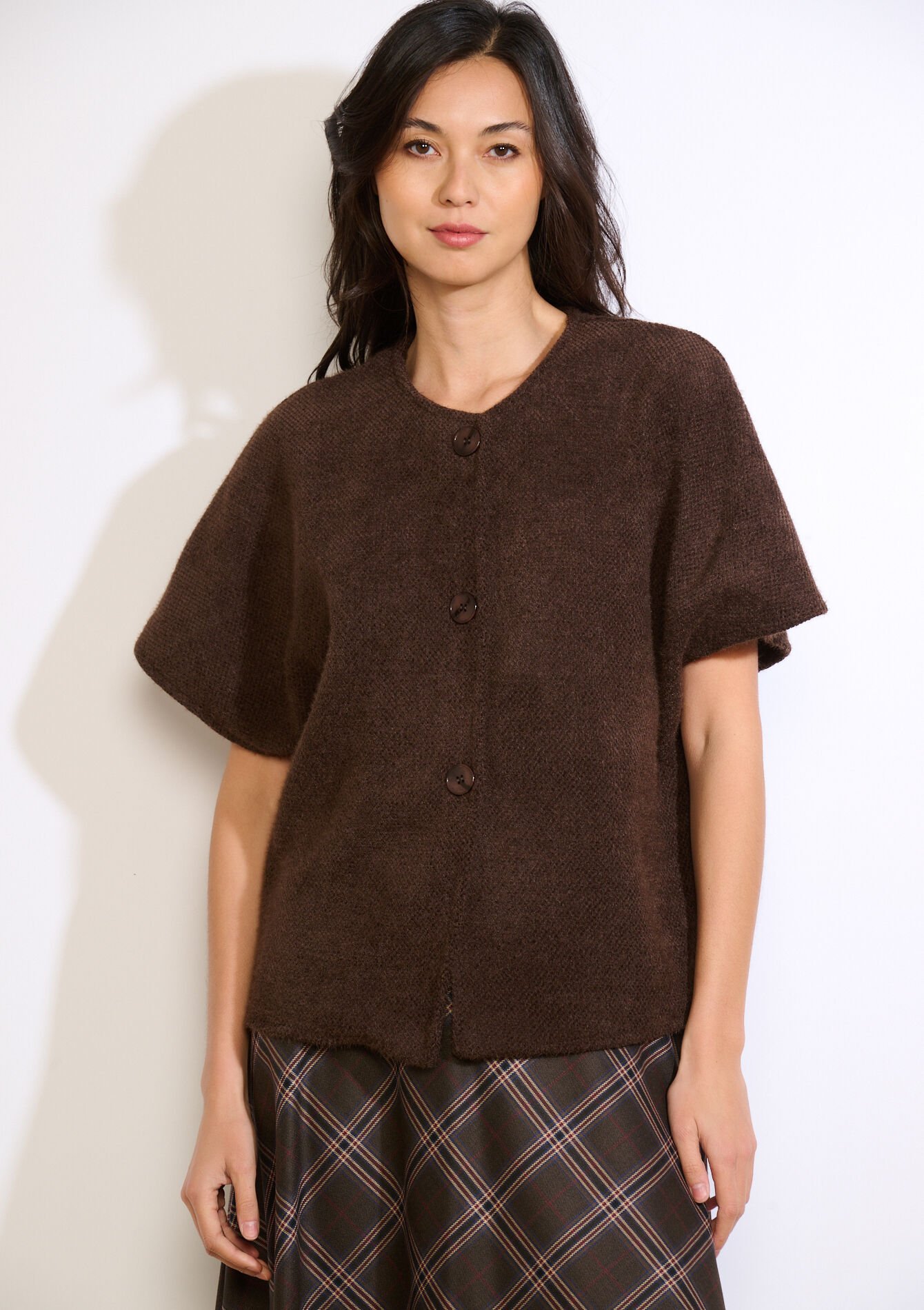 buttoned textured vest - BROWN DARK CHOCOLATE - 09101092_3720