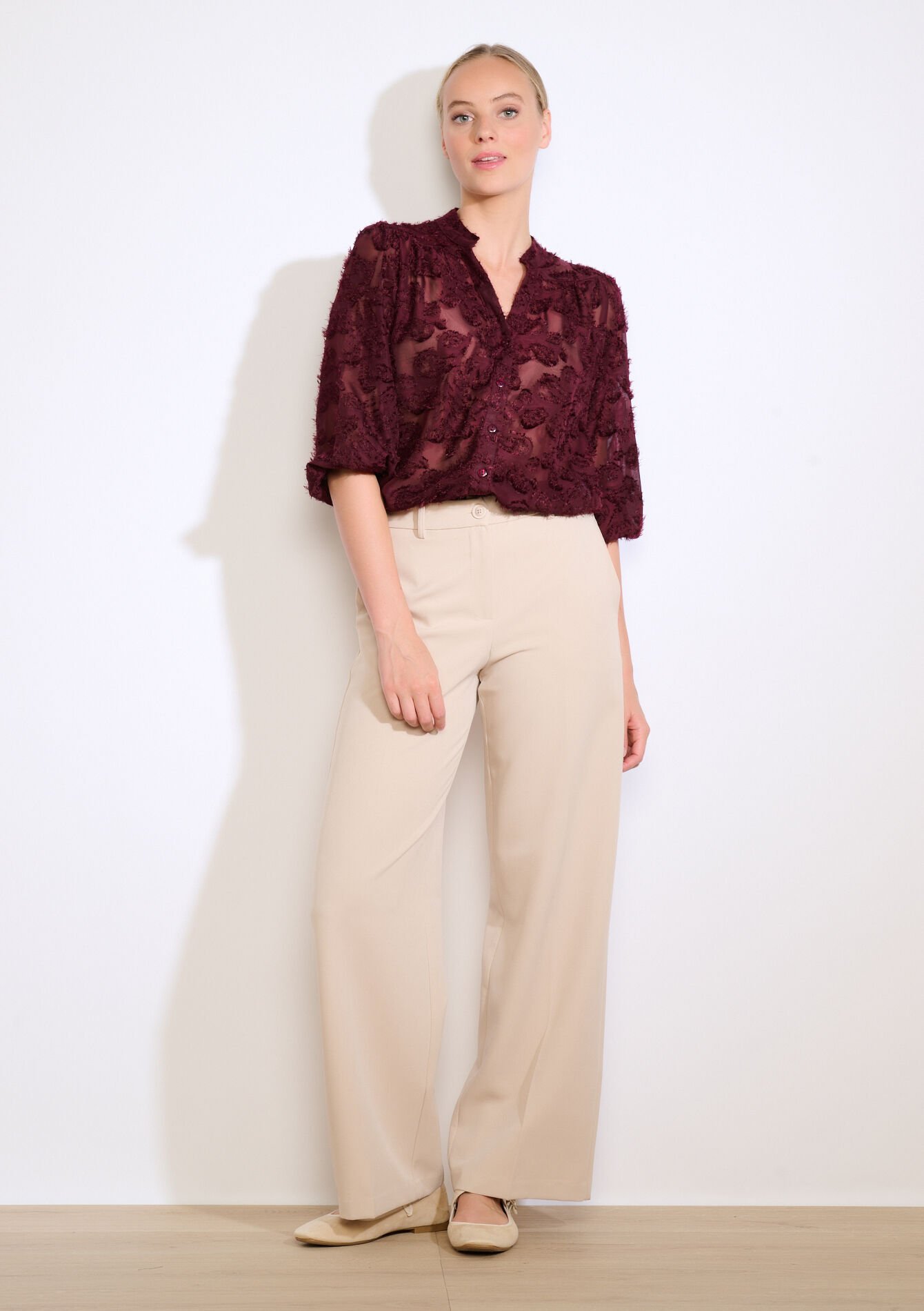 Transparant overhemd met structuur - BORDEAUX WINE - 05702855_5514