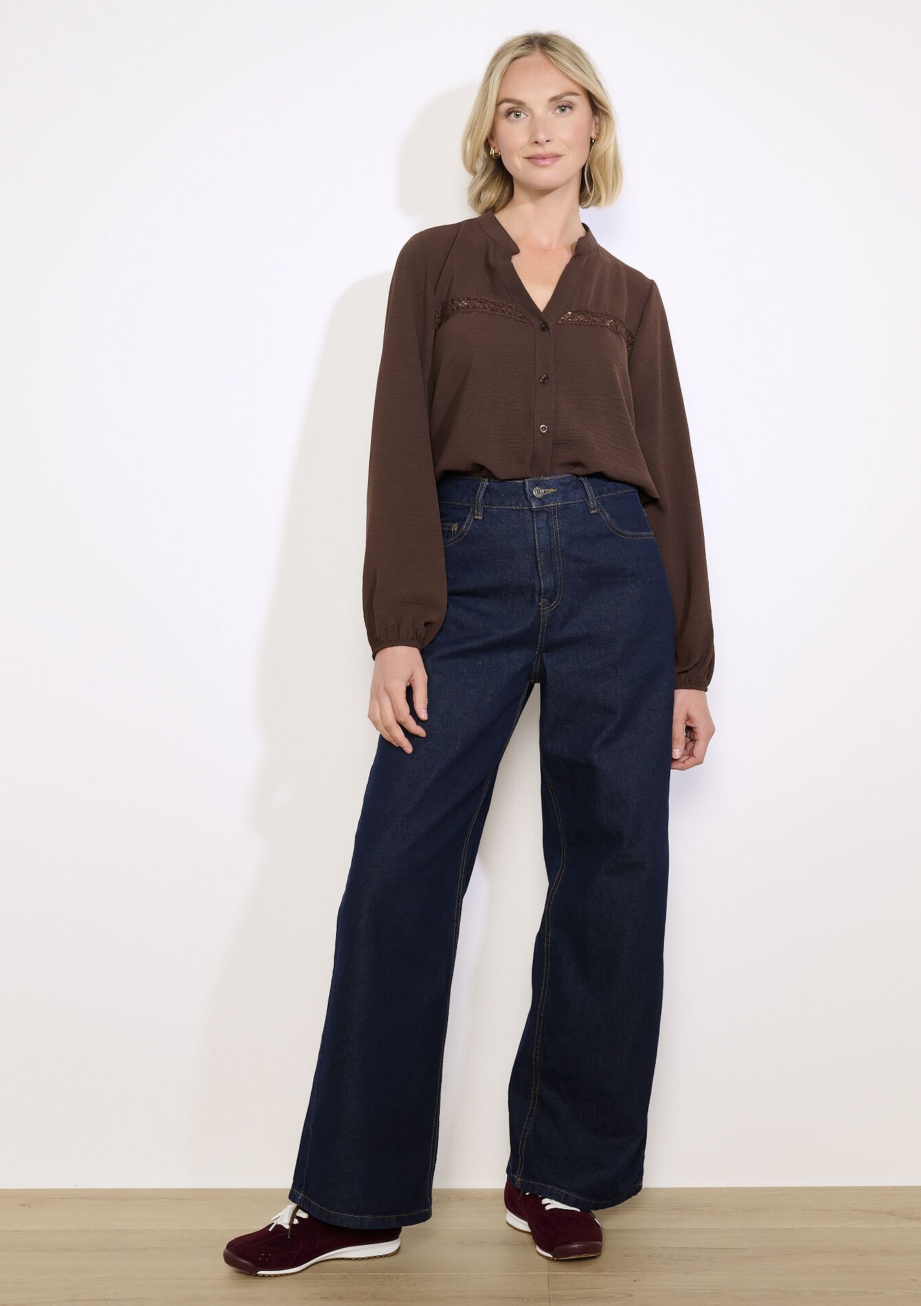 Blouse fluide à détails crochet, Blouse fluide à détails crochet - BROWN DARK CHOCOLATE - 05702943_3720