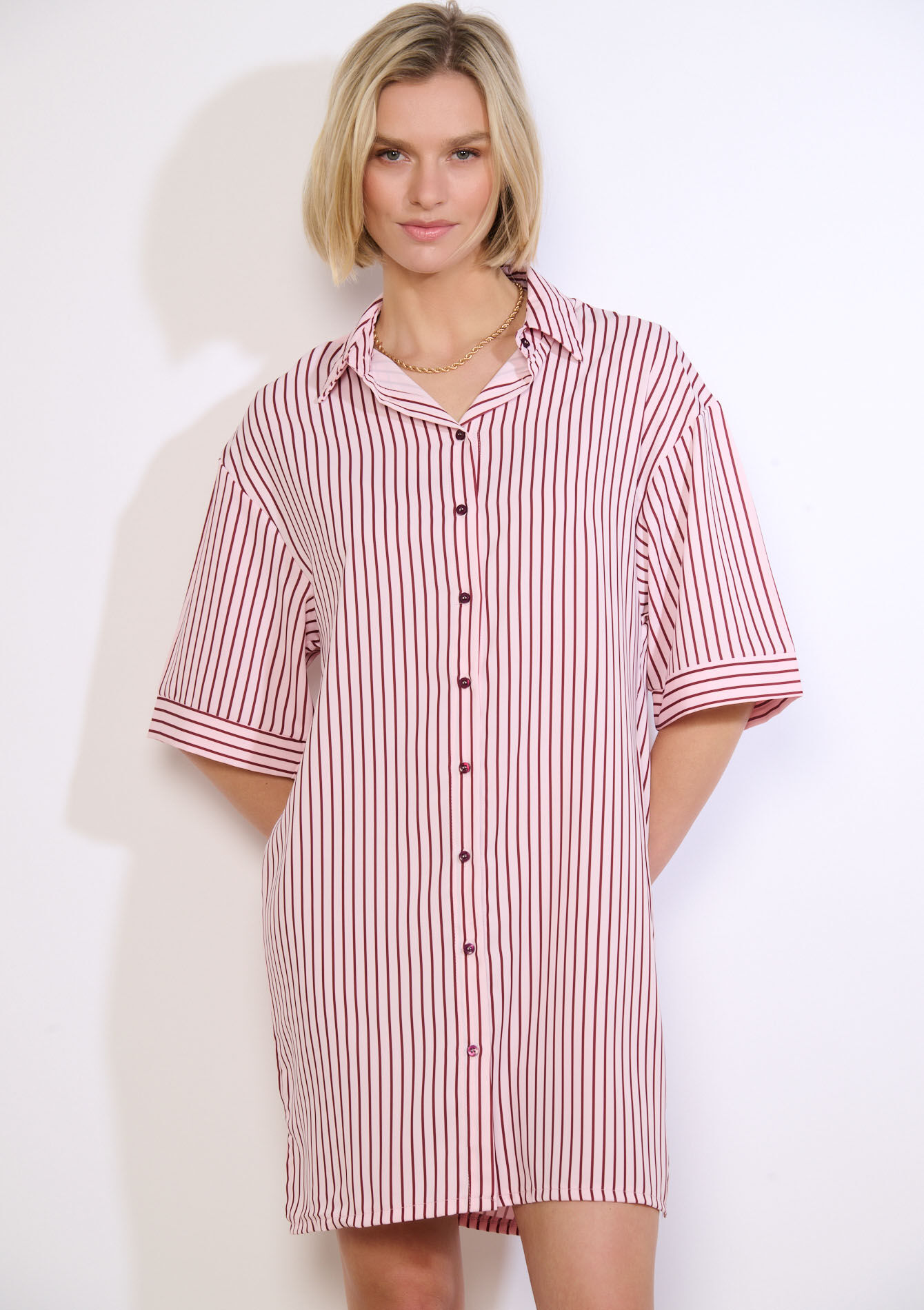 Oversized gestreepte hemdjurk, Oversized gestreepte hemdjurk - LIGHT PINK - 08104455_1303