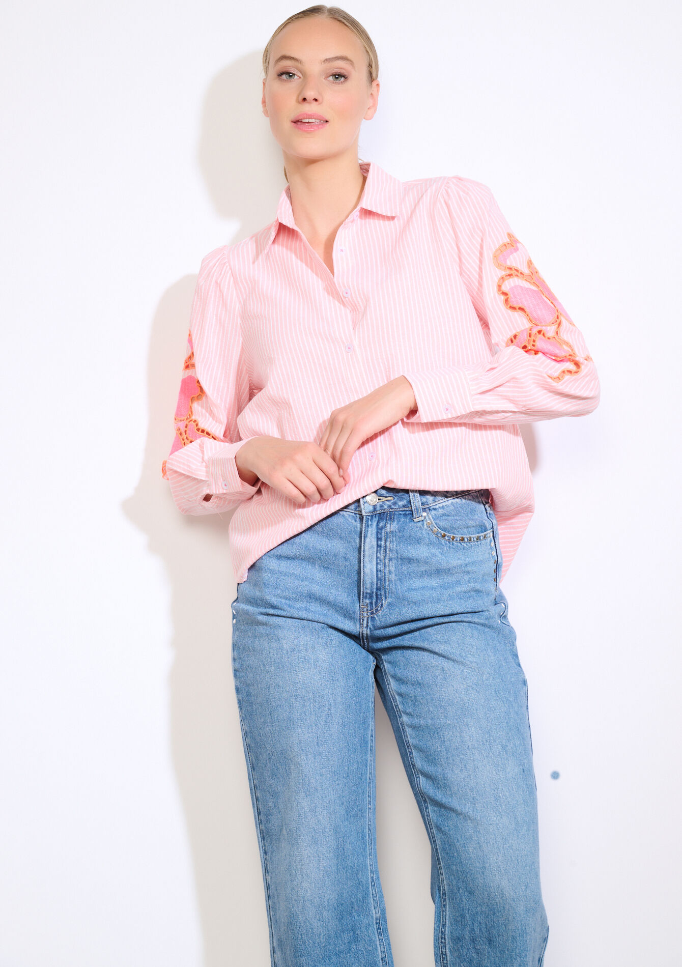 Chemise rayée avec broderie, Chemise rayée avec broderie - CORAL PINK - 05702917_1968