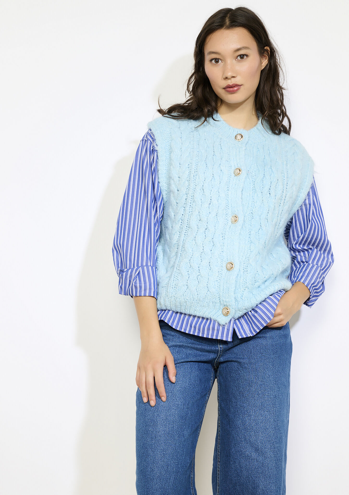 Cable knit sleeveless vest, , back