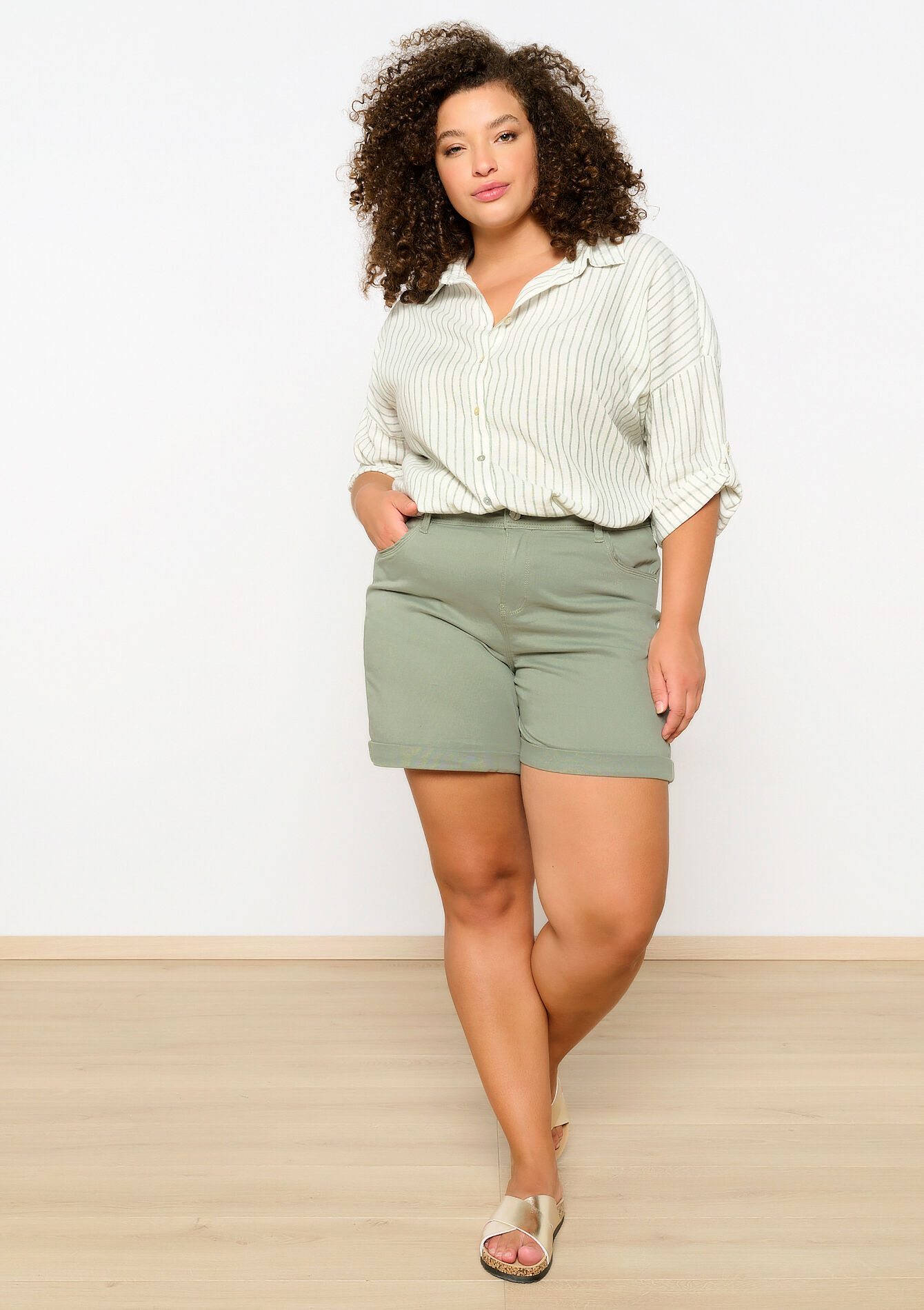 Short met normale taille, Short met normale taille - KHAKI FADED - 06100569_4326