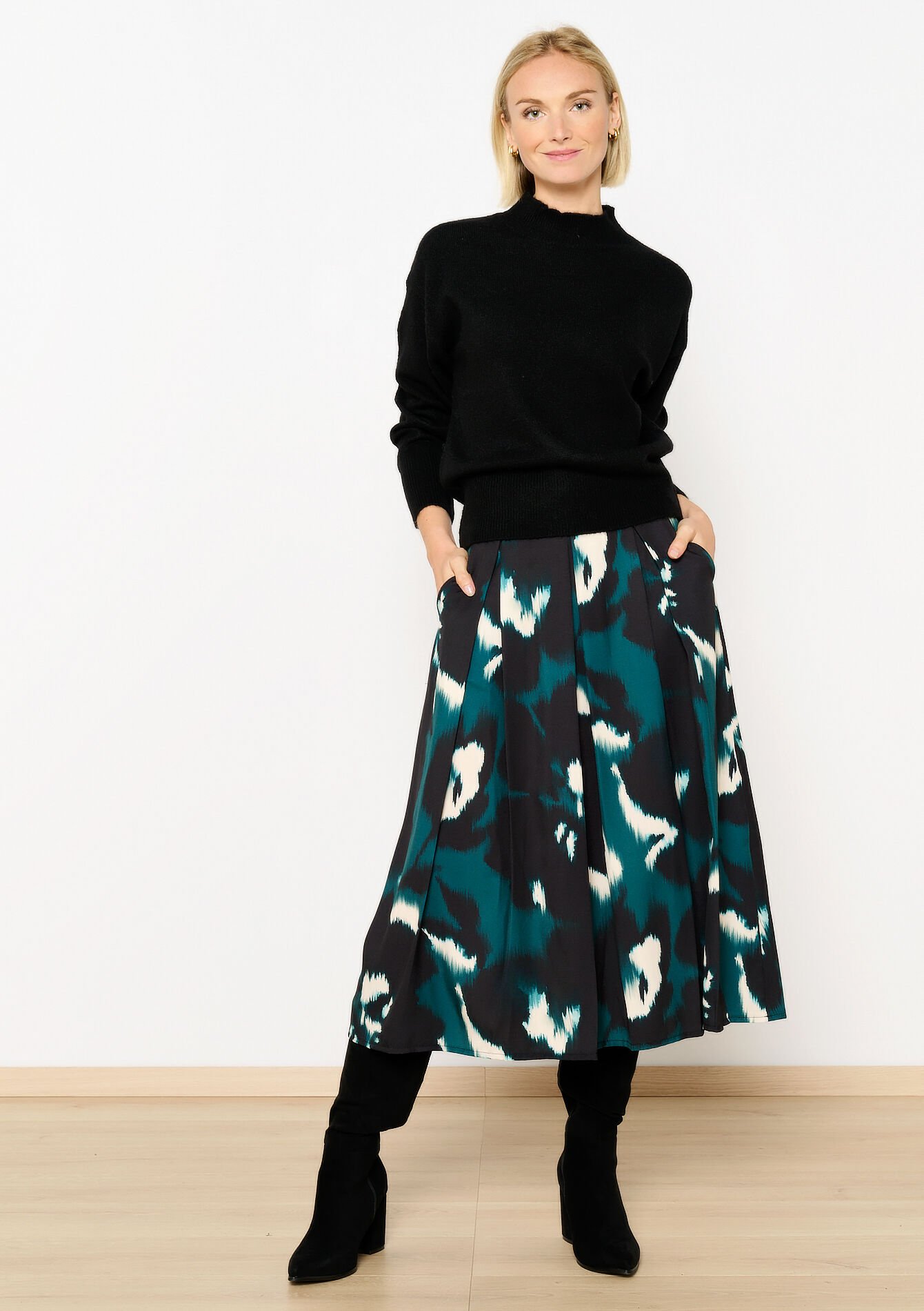 Basic trui met ronde hals, Basic trui met ronde hals - BLACK - 04006525_1119