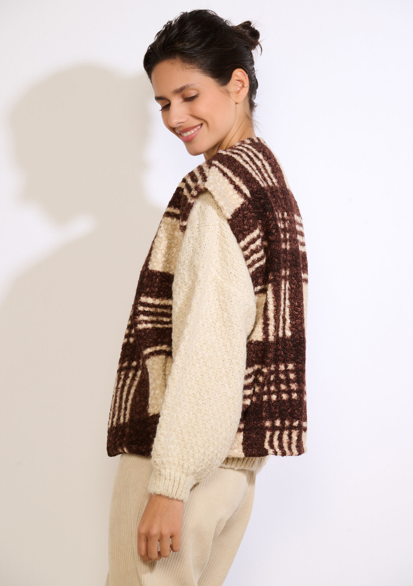 Mouwloos vest met textuur, Mouwloos vest met textuur - BROWN DARK CHOCOLATE - 09001509_3720