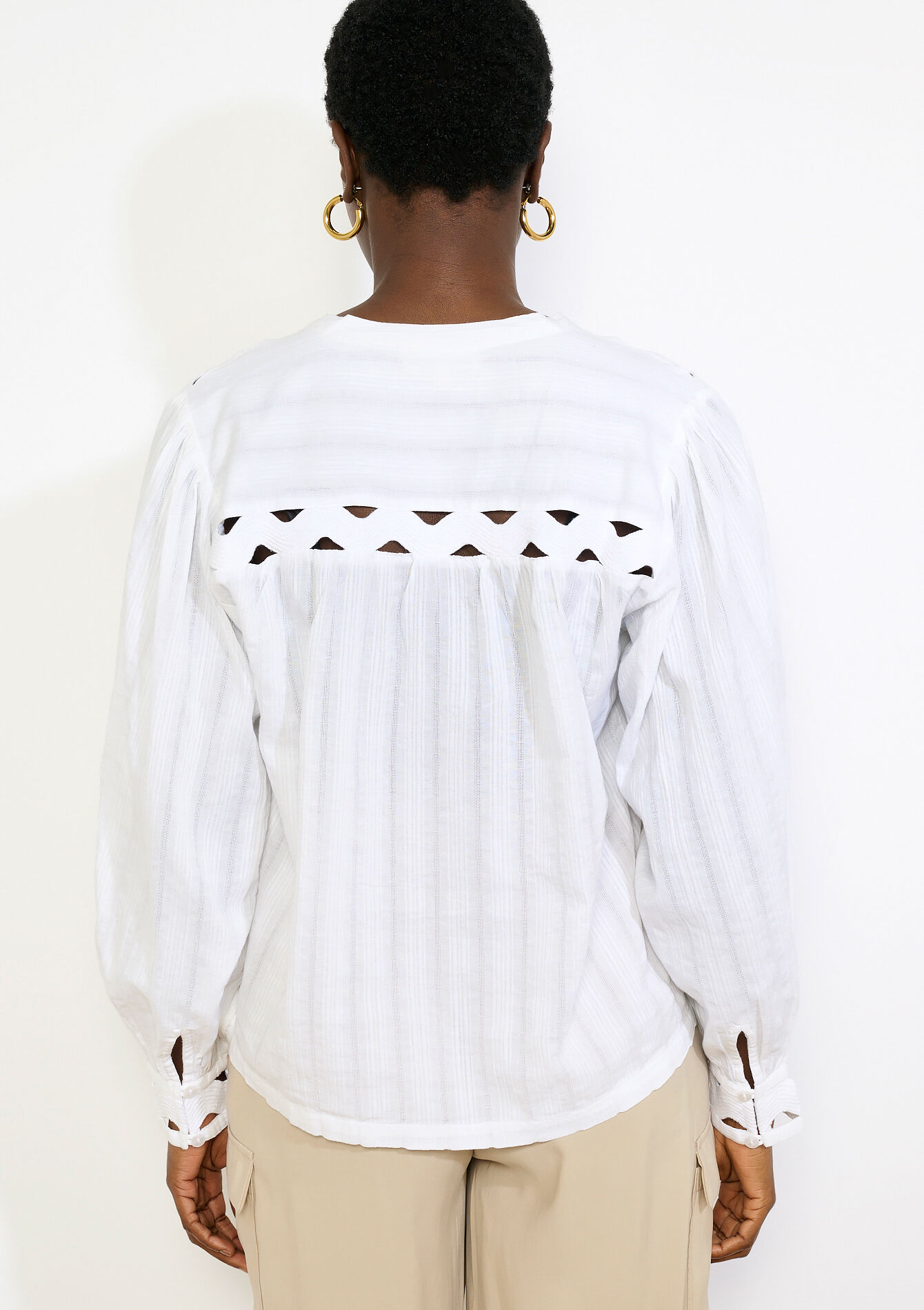 Luchtige blouse met volumineuze mouwen, Luchtige blouse met volumineuze mouwen - OPTICAL WHITE - 05702955_1019