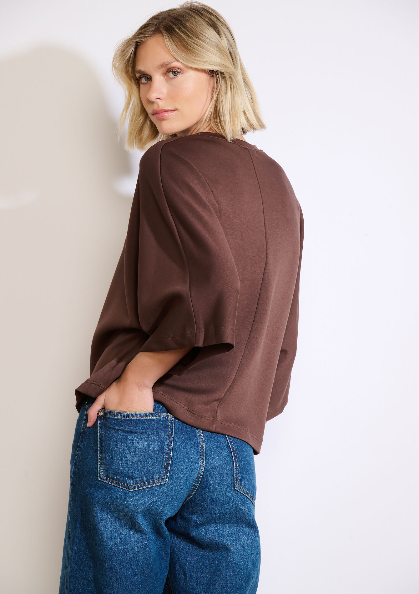 Sweater met wijde mouwen, Sweater met wijde mouwen - BROWN DARK CHOCOLATE - 03001814_3720
