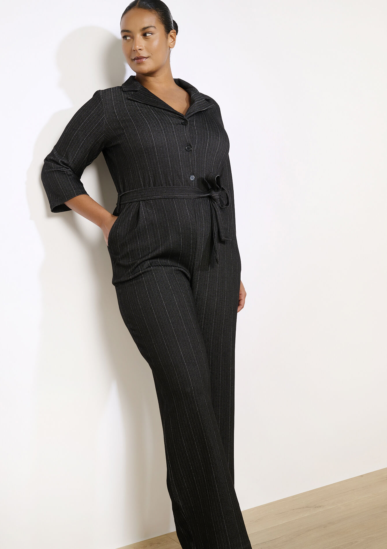 Vloeiende tailored jumpsuit, Vloeiende tailored jumpsuit - BLACK - 06004683_1119