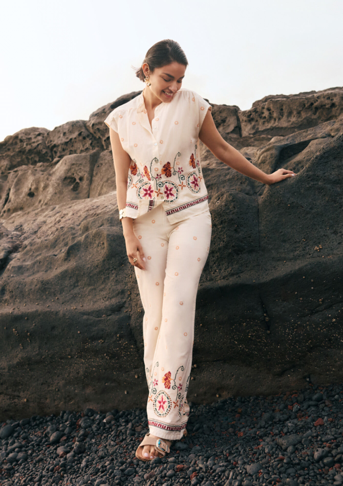 Loose embroidered trousers, , hi-res