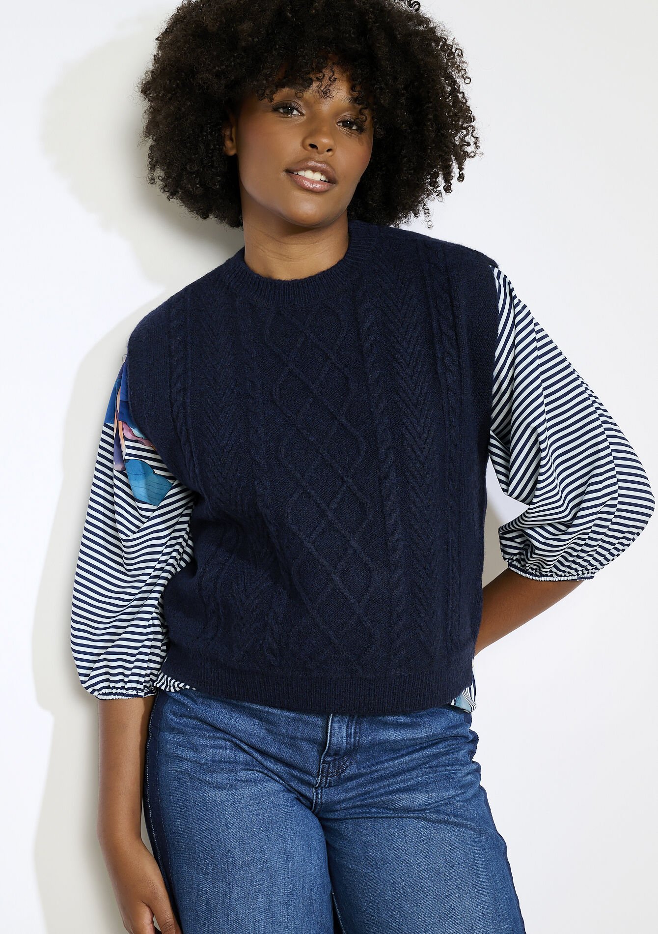 Mouwloze kabelgebreide trui, Mouwloze kabelgebreide trui - NAVY BASIC - 04006931_2723