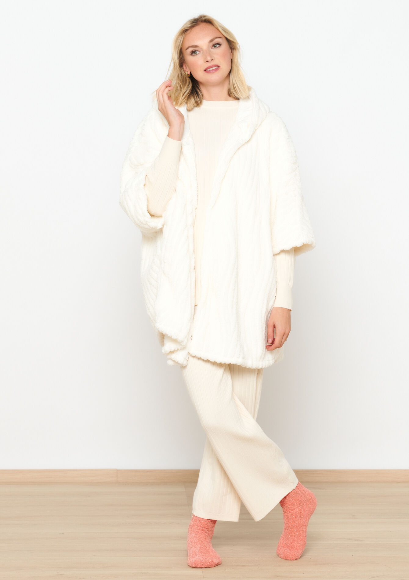 Poncho avec capuche - VANILLA WHITE - 15100252_1013