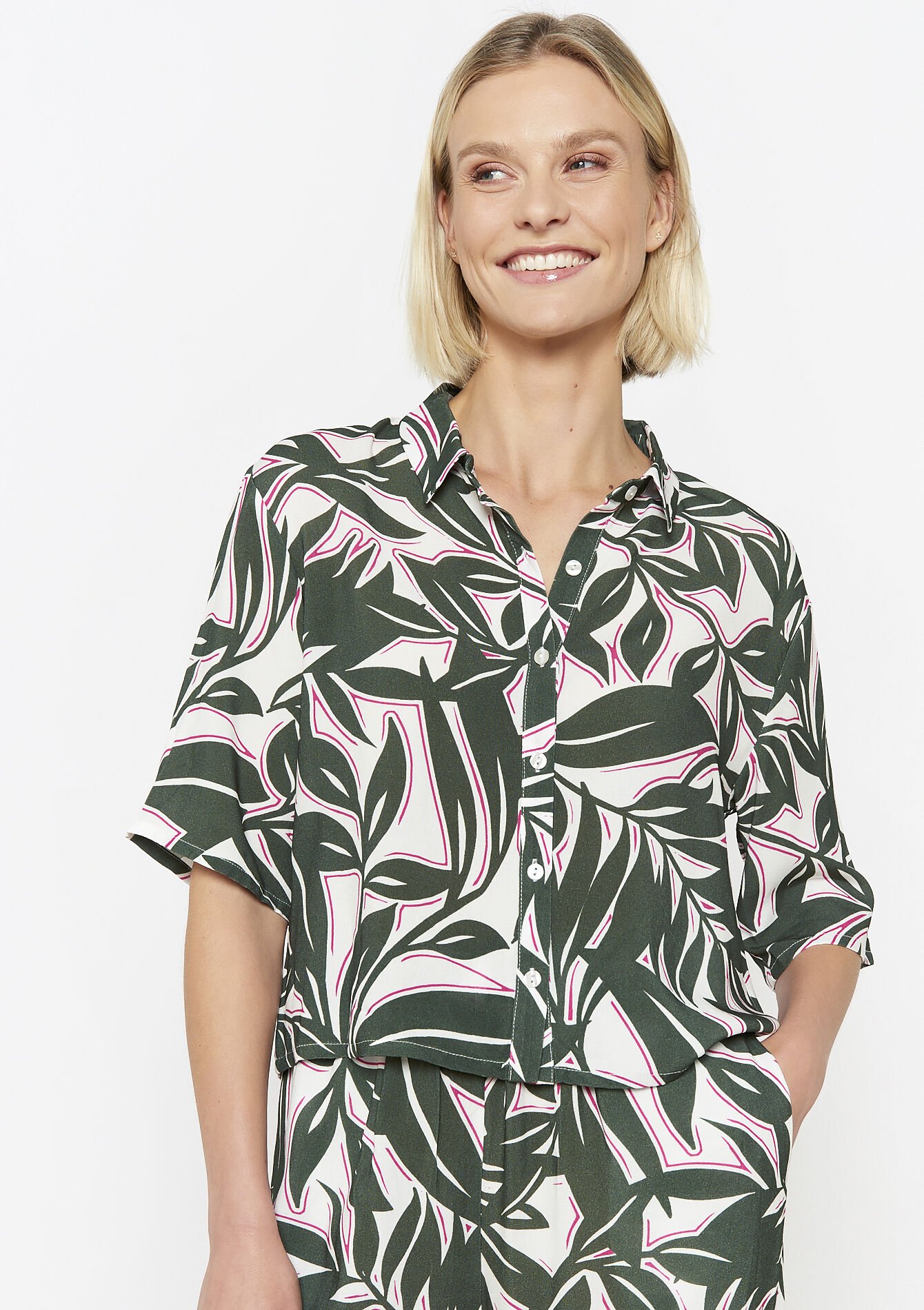 Losvallend hemd met bladerprint, Losvallend hemd met bladerprint - KHAKI DARKY - 05702810_4208