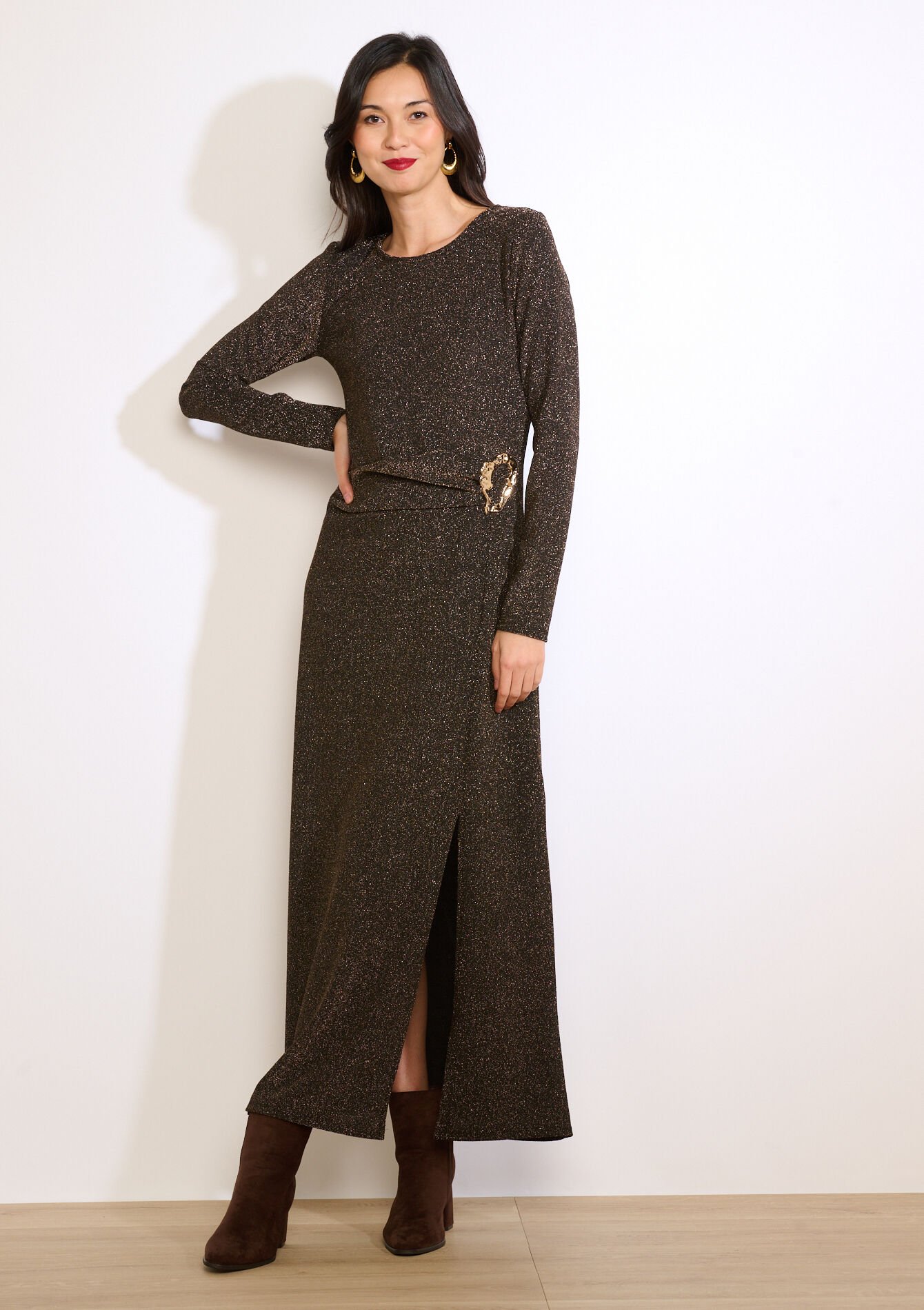 Glanzende maxi-jurk met split - GOLD - 08104416_1058