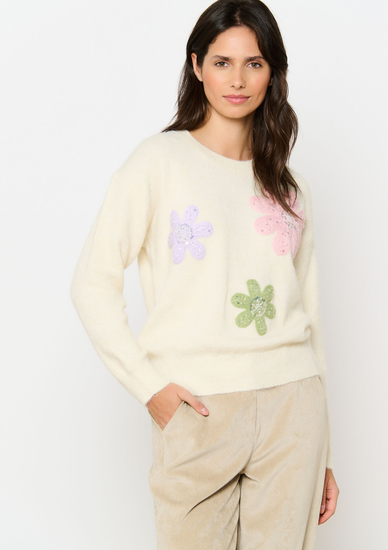 Pullover with stitched flowers - VANILLA WHITE - 04006618_1013
