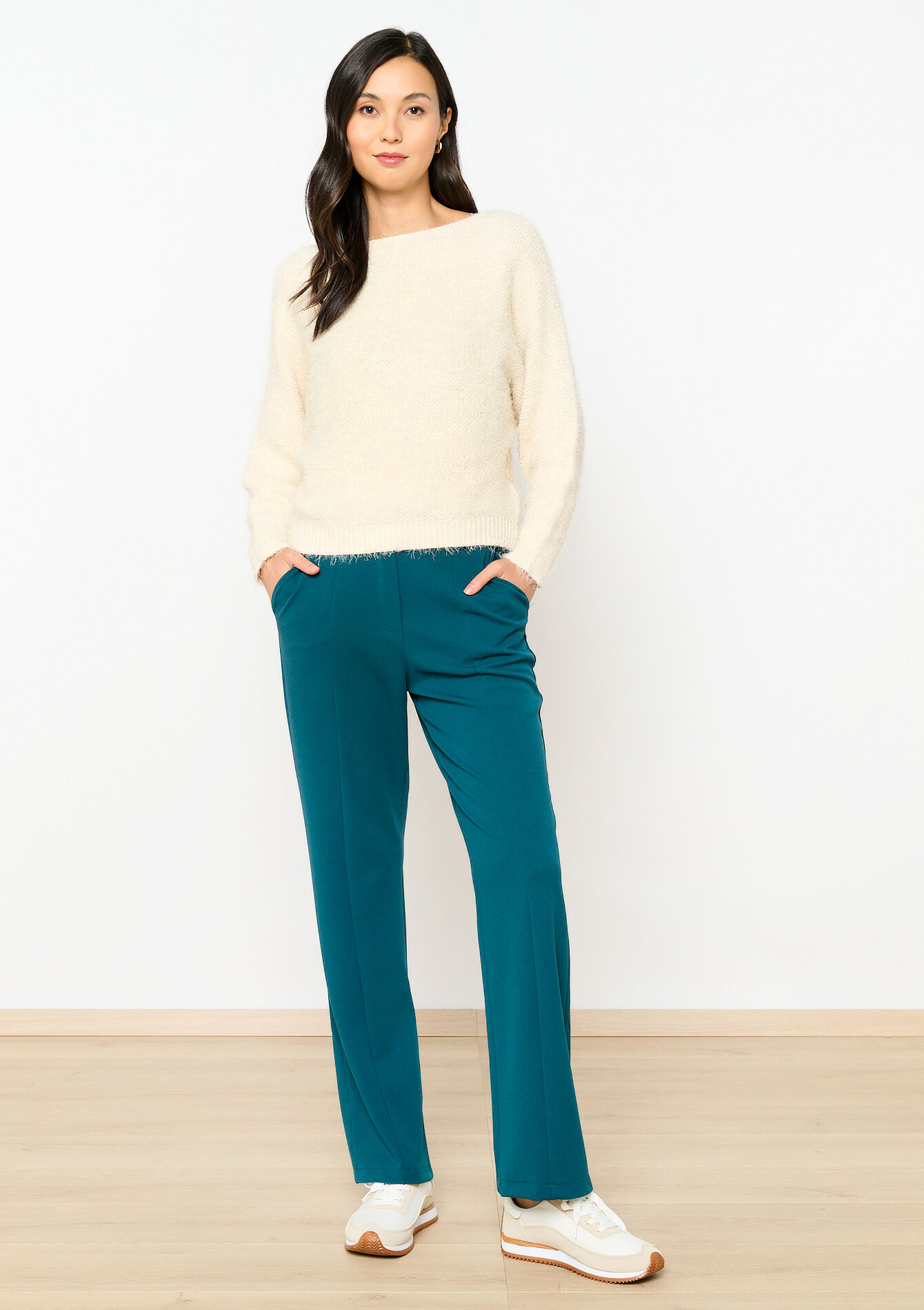 Eyelash trui met boatneck - LT BEIGE - 04006395_2527