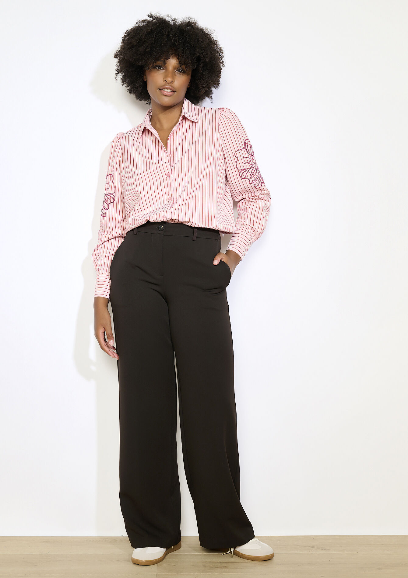 Pantalon large en sergé, Pantalon large en sergé - BROWN DARK CHOCOLATE - 06601045_3720