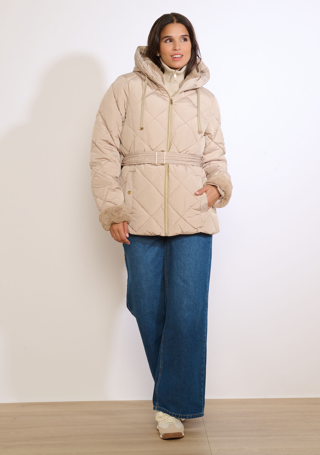 Doudoune ceinturée courte - BEIGE SAND - 23000753_1940