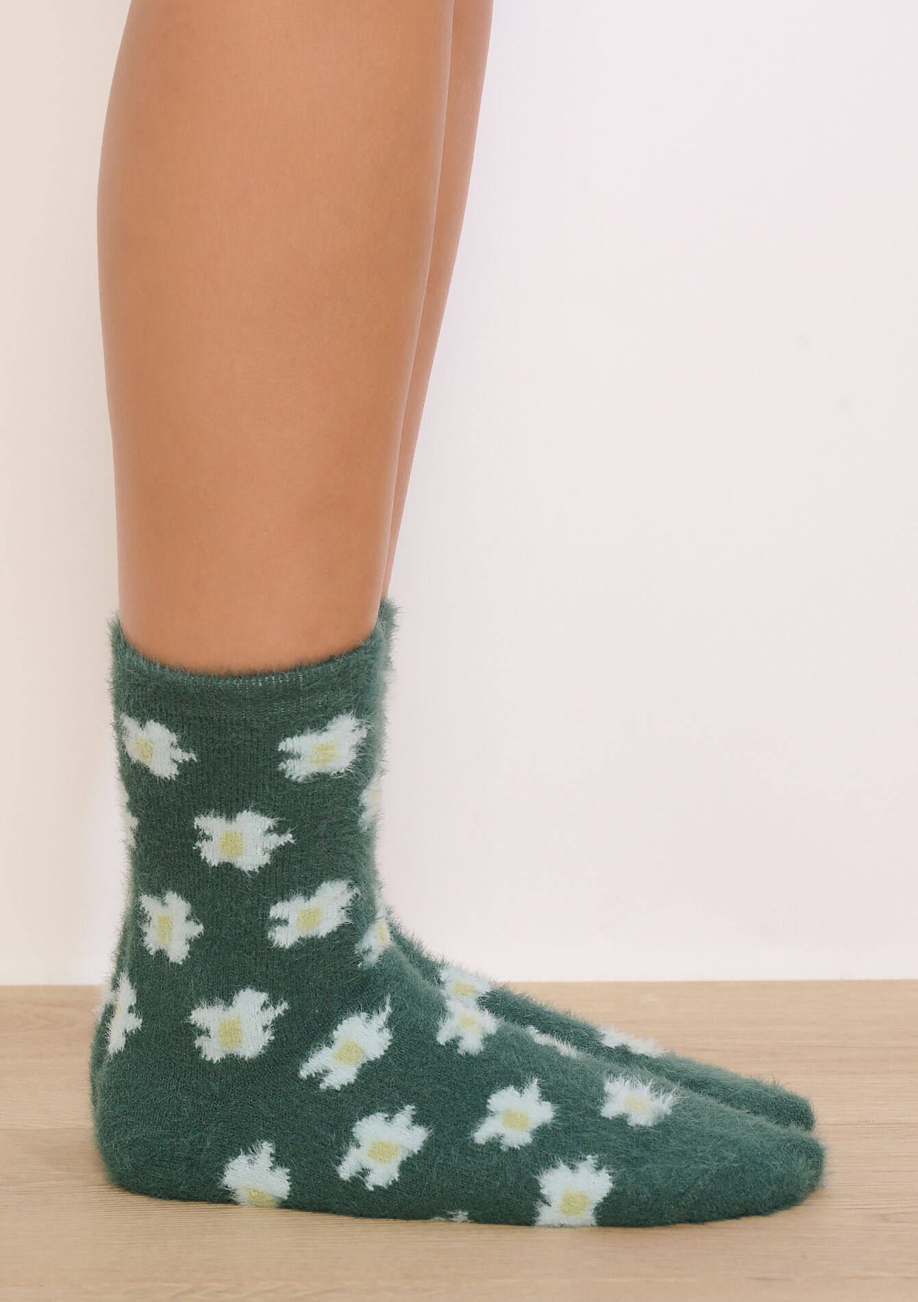 Floral fuzzy socks, Floral fuzzy socks - EMERALD GREEN - 17101478_414
