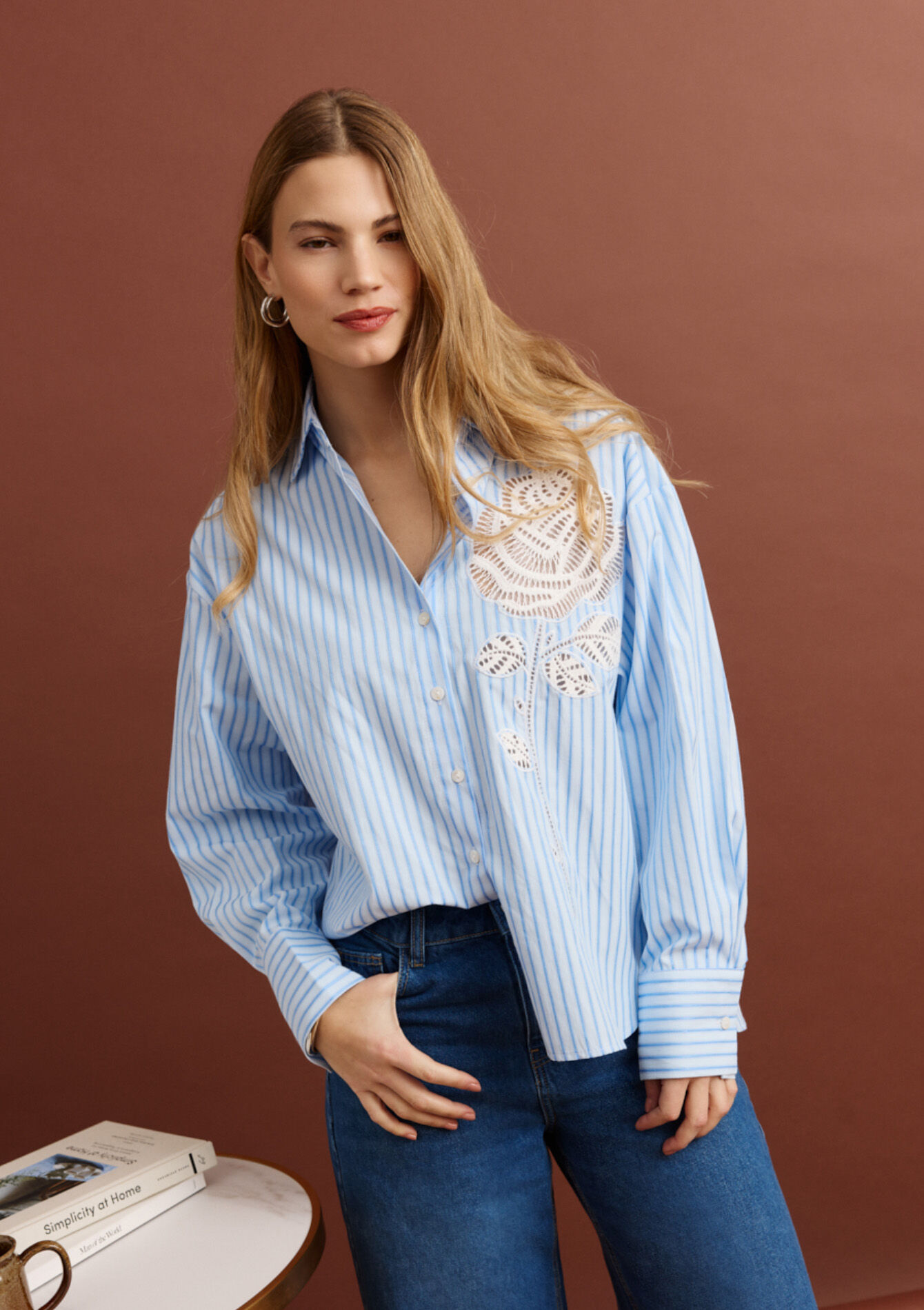 Gestreept overhemd met borduursel, Gestreept overhemd met borduursel, , back