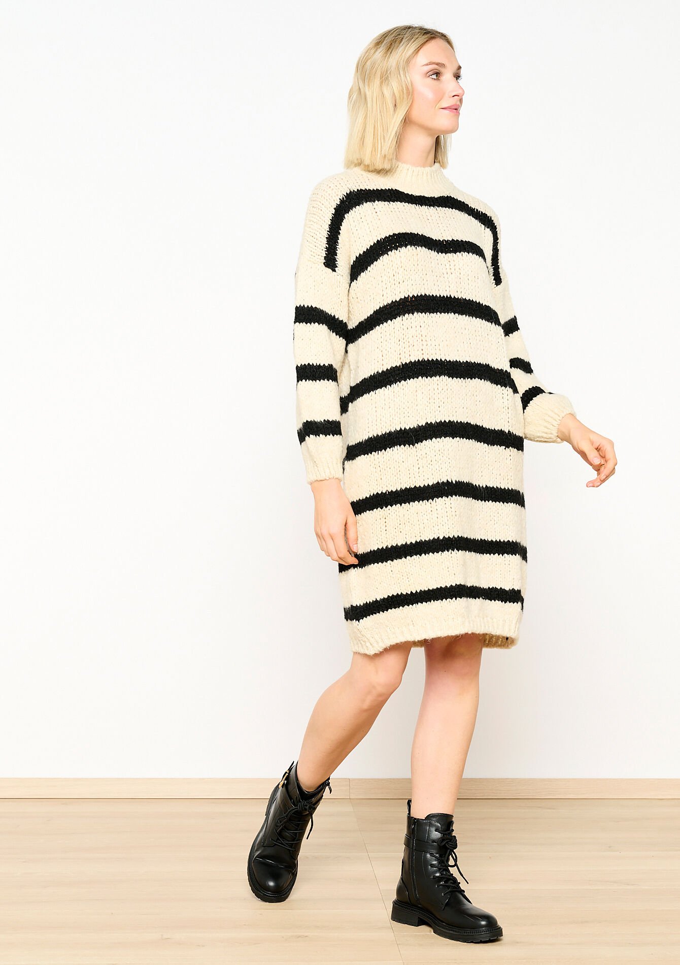 Gebreide jurk met strepen, Gebreide jurk met strepen - VANILLA WHITE - 08103485