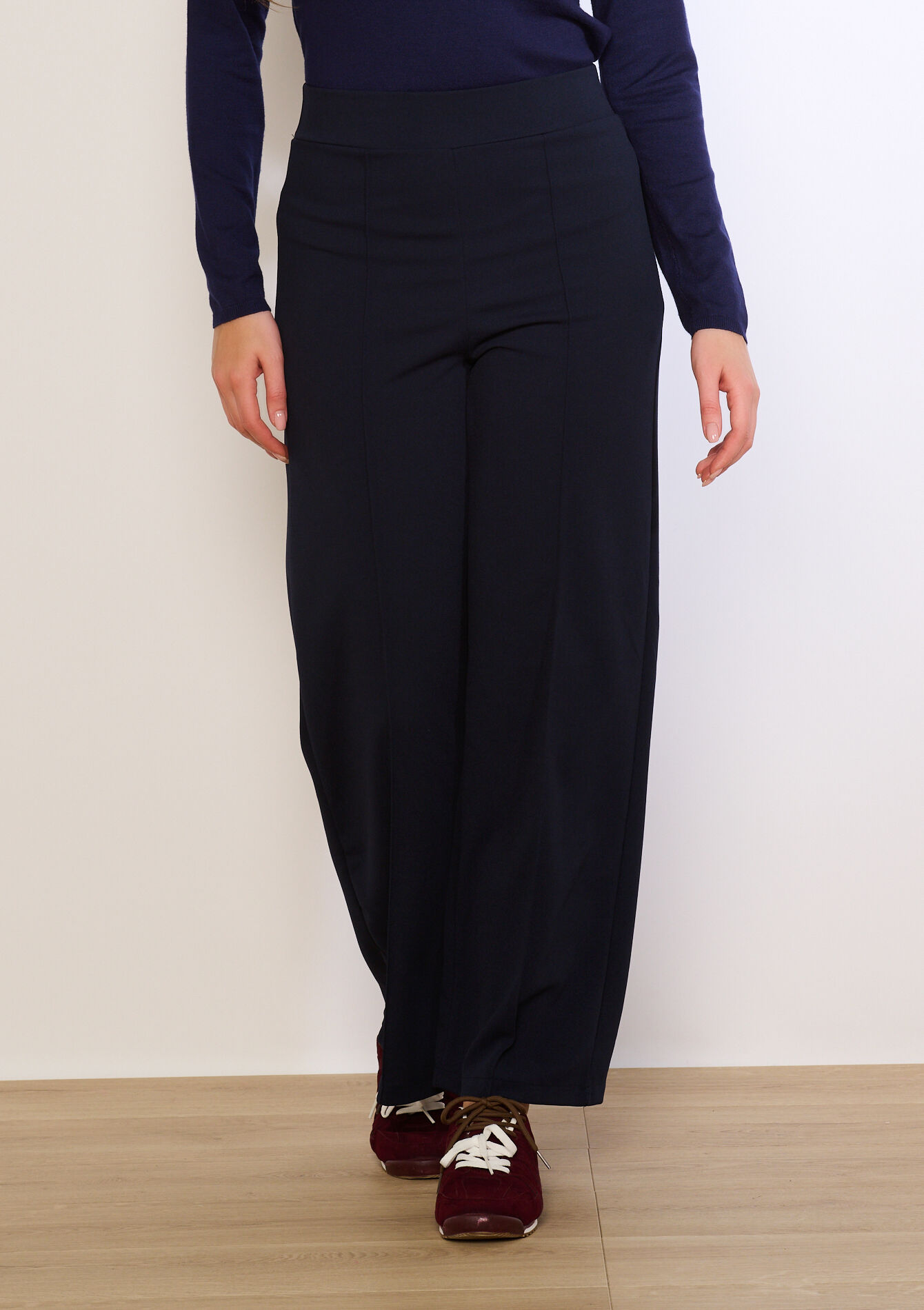 Wide-leg chic trousers | LolaLiza