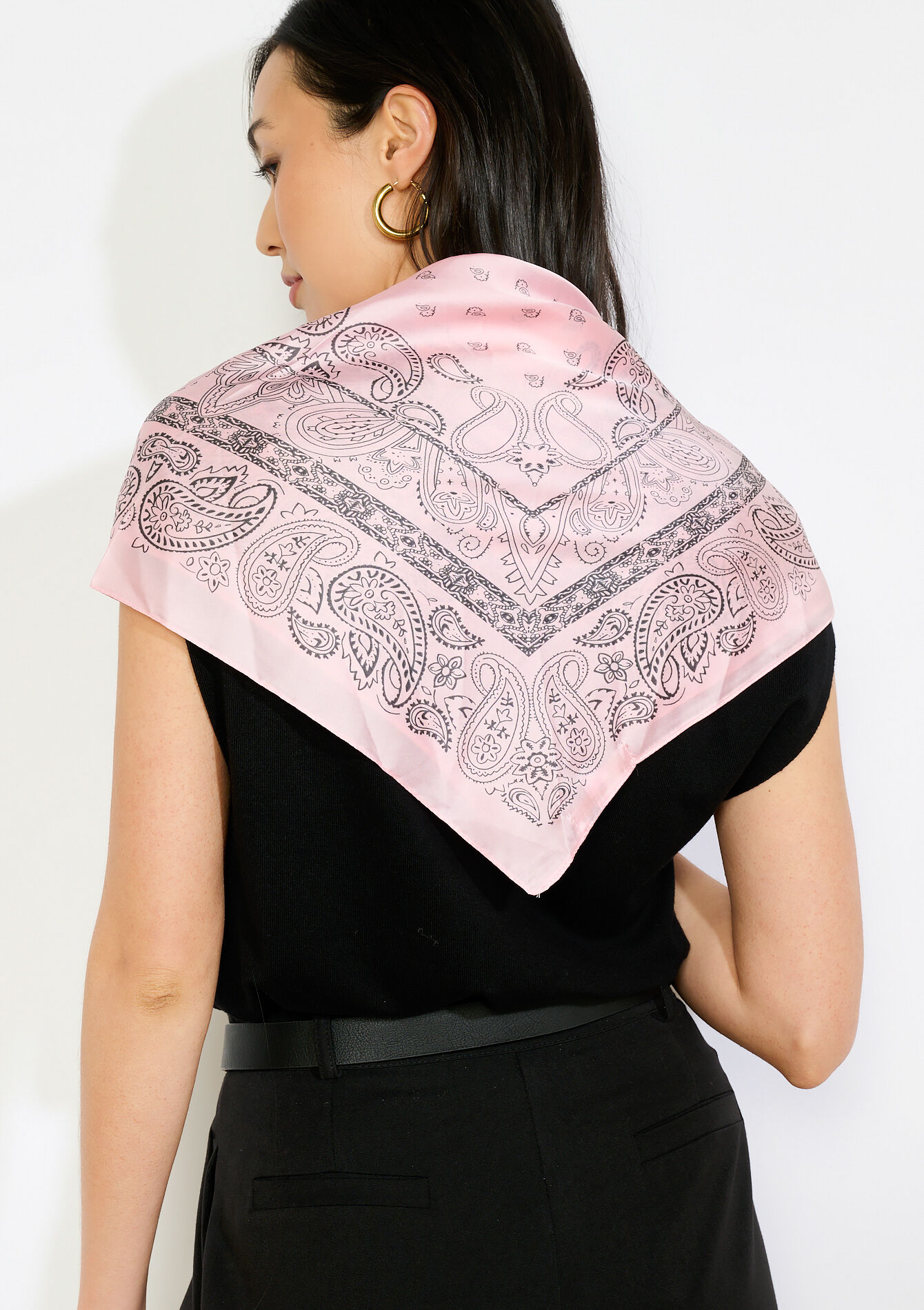 Zijdezachte sjaal met print, , detail_model