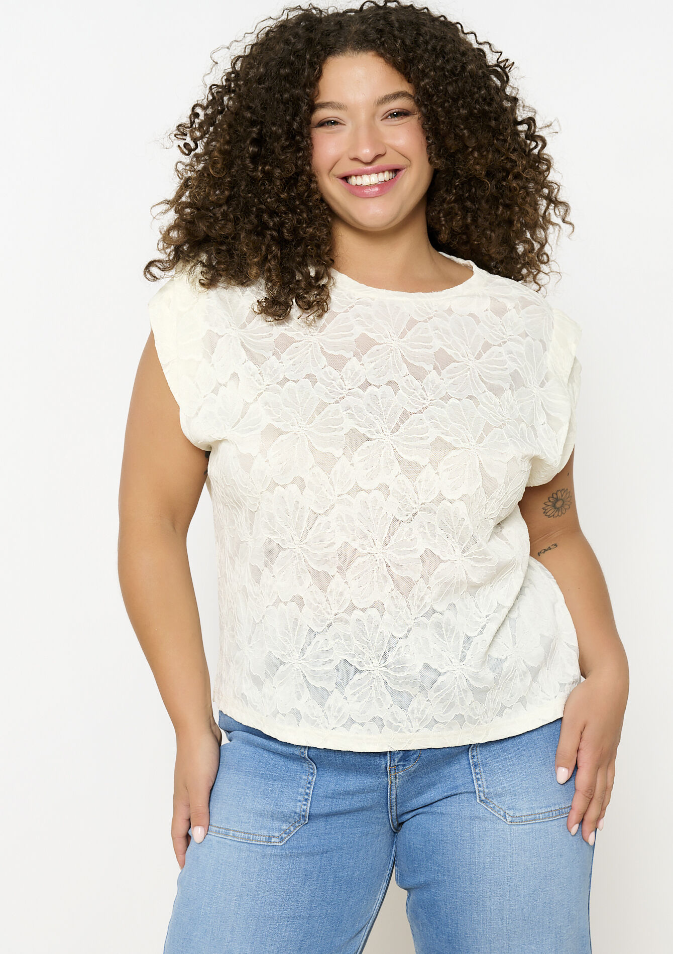 Kanten top met opengewerkte bloemen, Kanten top met opengewerkte bloemen - VANILLA WHITE - 02200489_1013