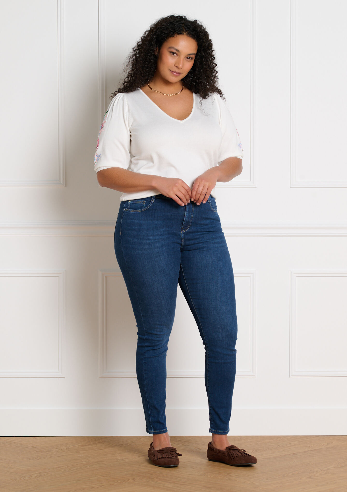 Trui met geborduurde bloemen, , back