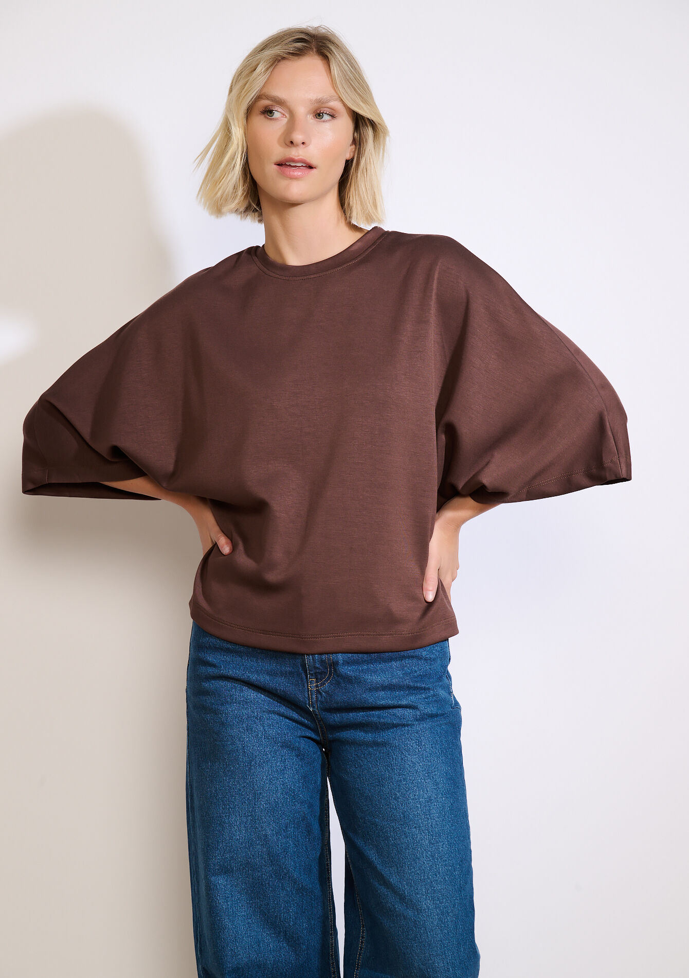 Sweater met wijde mouwen, Sweater met wijde mouwen - BROWN DARK CHOCOLATE - 03001814_3720