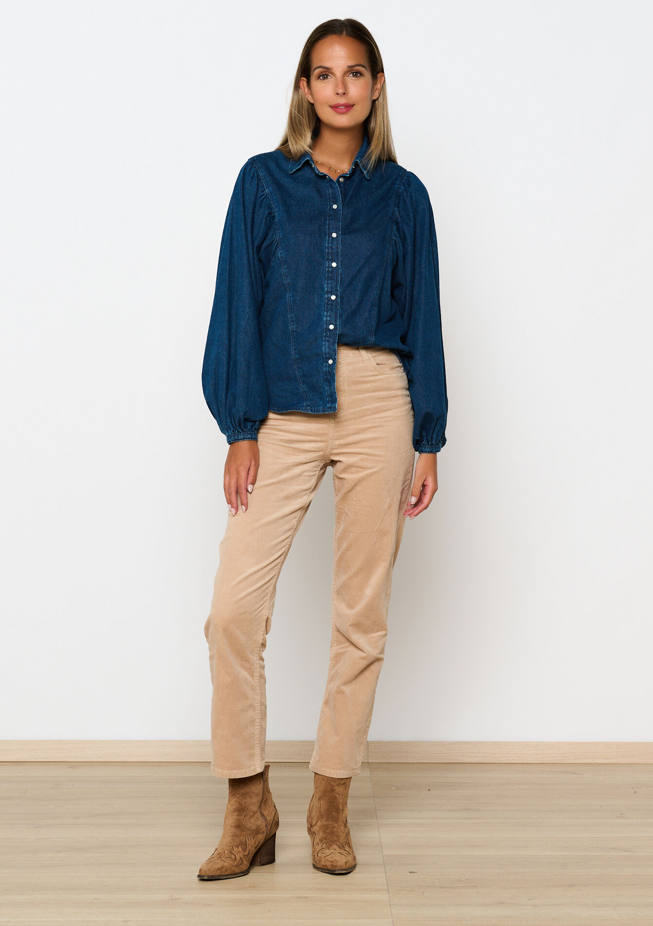 Corduroy trousers - LT BEIGE - 06004509_2527