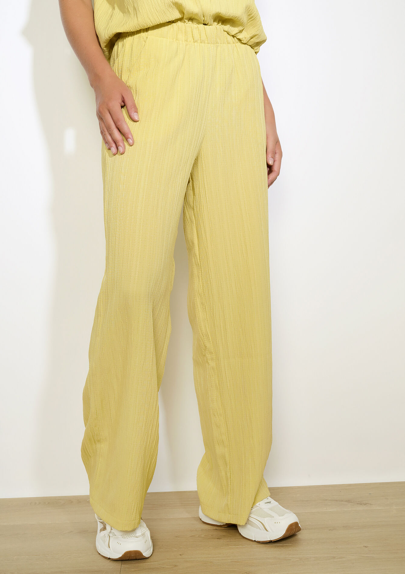 Pantalon fluide moderne, Pantalon fluide moderne - YELLOW PASTEL - 06601033_5004