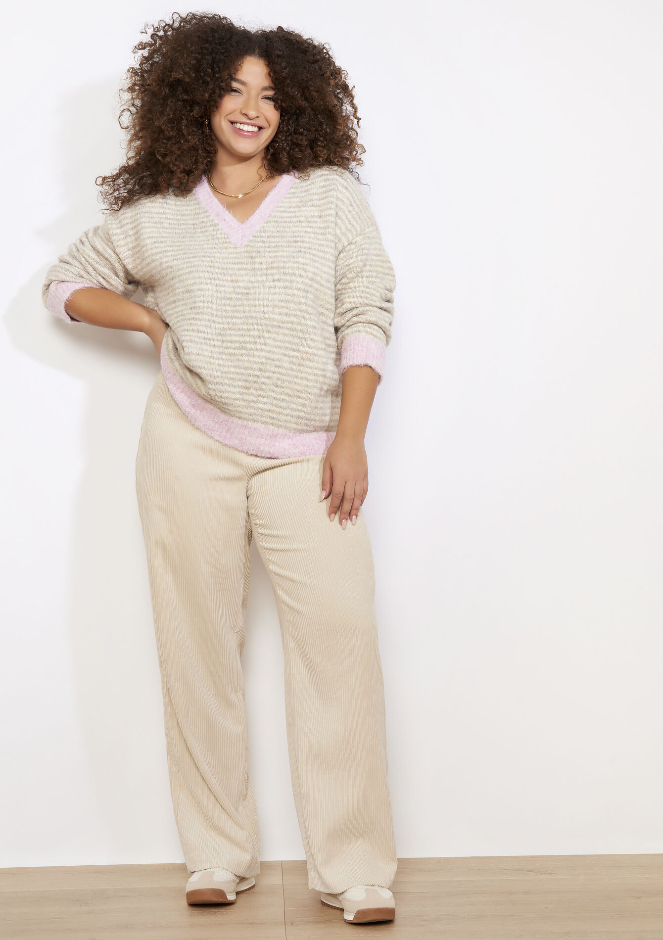 Zachte v-hals trui, Zachte v-hals trui - LIGHT TAUPE - 04007050