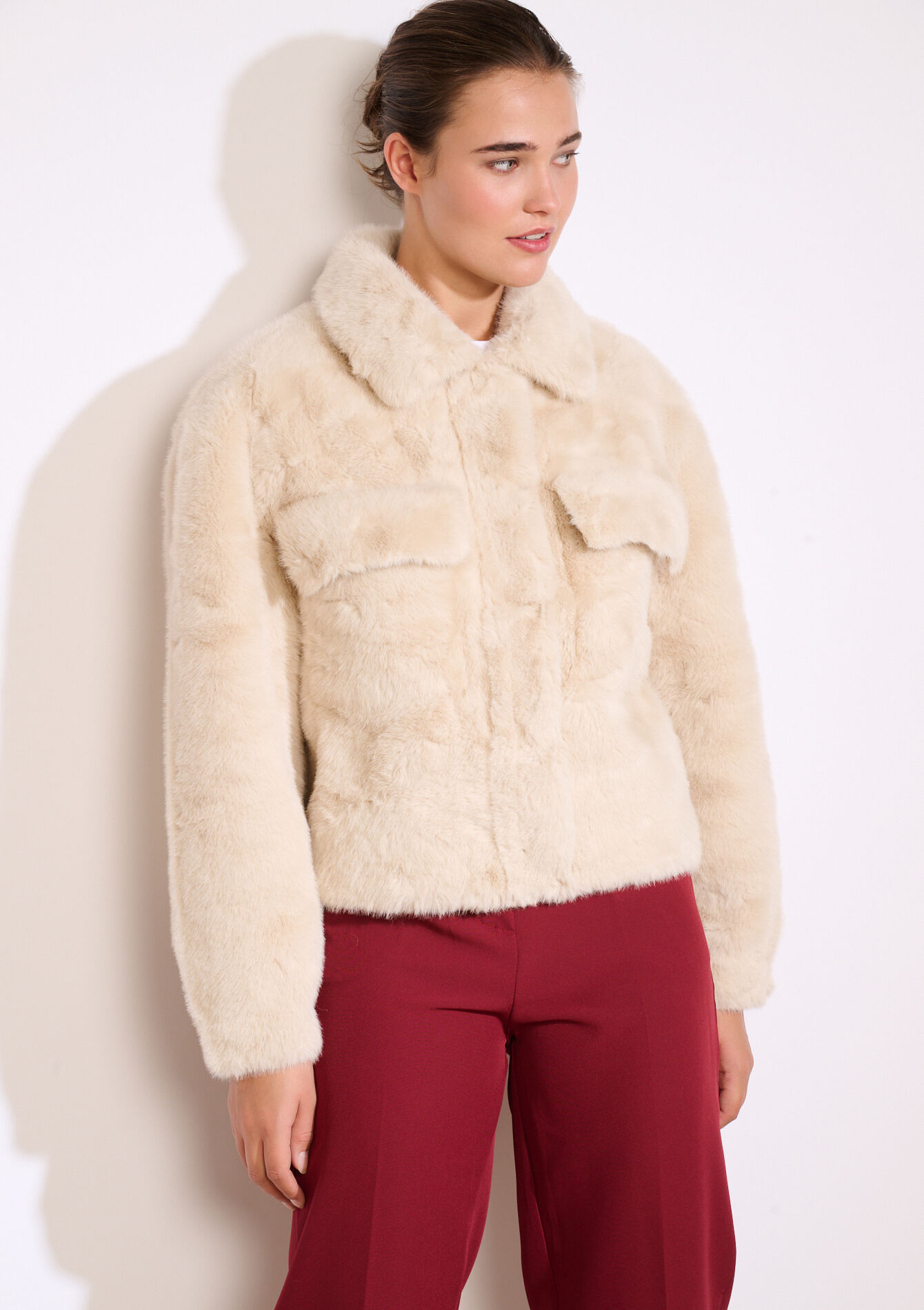 Veste courte en fausse fourrure, Veste courte en fausse fourrure - LT BEIGE - 23000780_2527