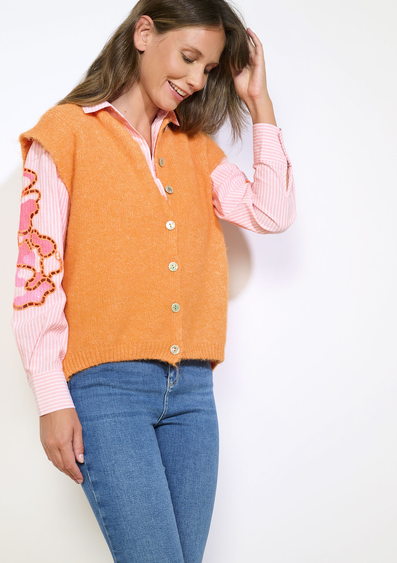 Mouwloos gebreid gilet, Mouwloos gebreid gilet, , back