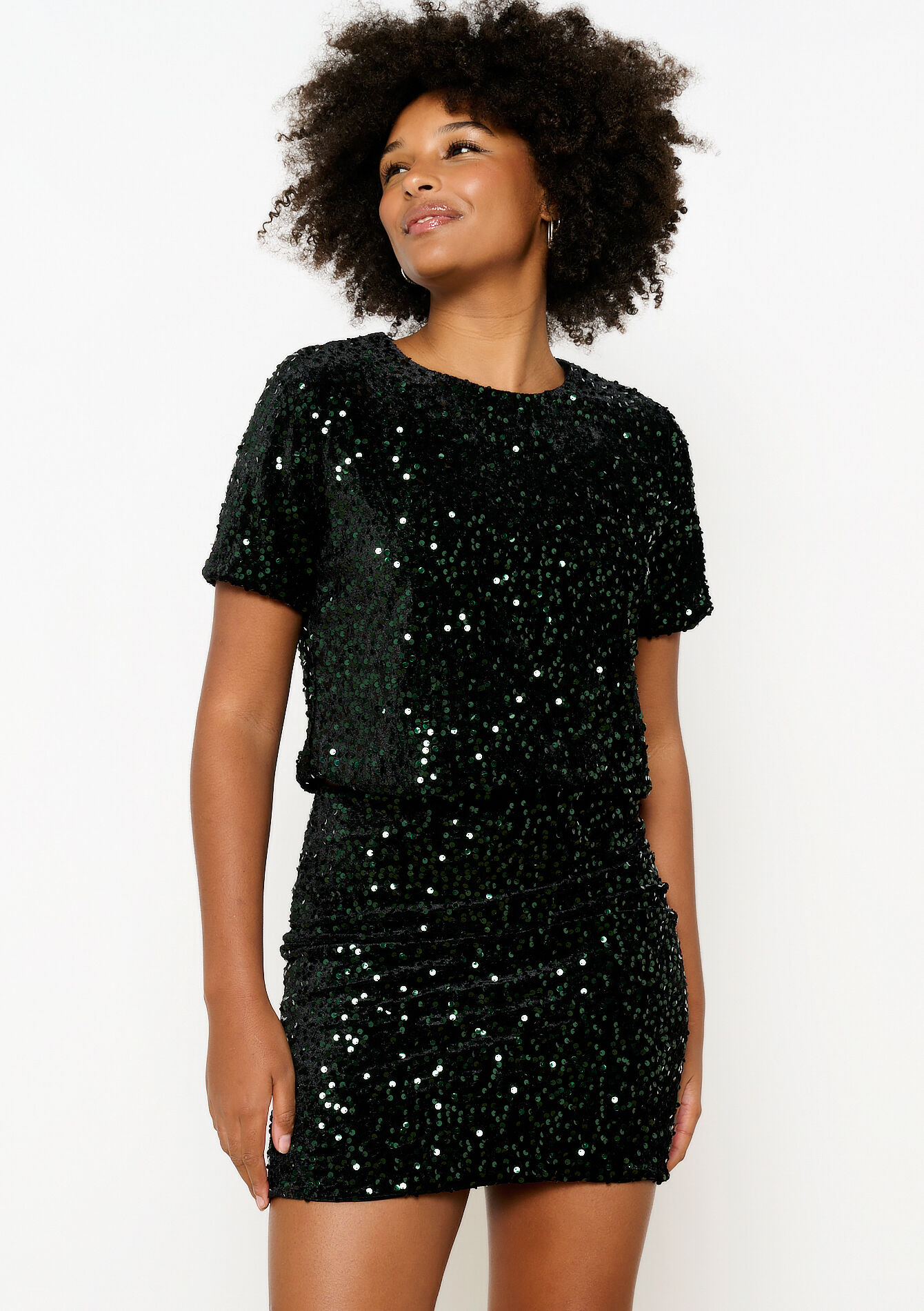 Fluwelen T-shirt met pailletten, Fluwelen T-shirt met pailletten - GREEN BOTTLE - 02301700_4512